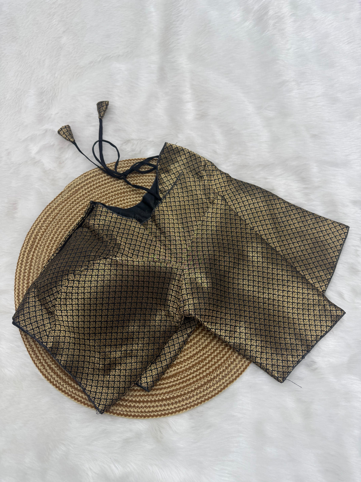 DESIGNER JACQUARD READY TO WEAR SAREE BLOUSE - BLACK & GOLD