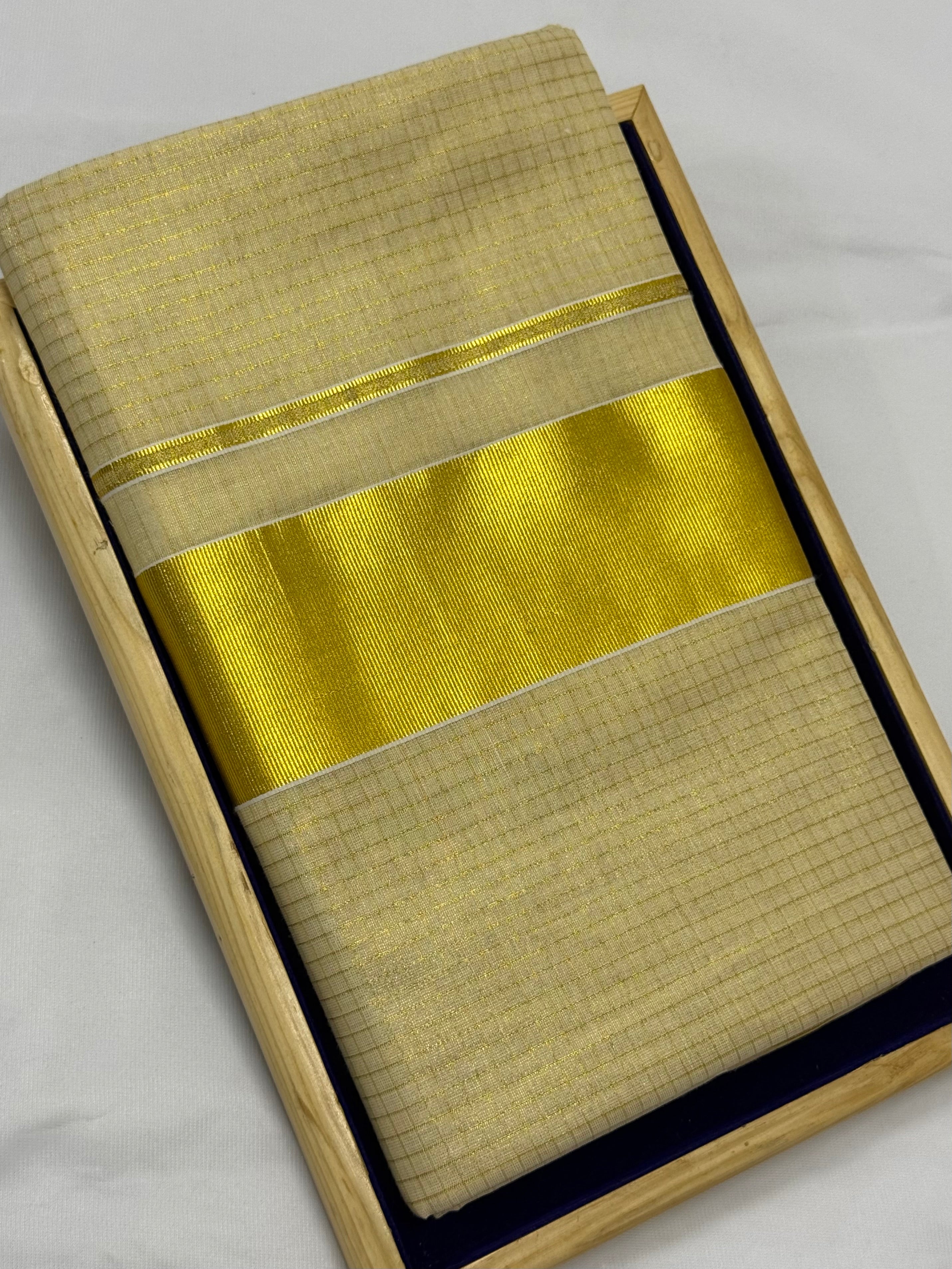 KERALA STRIPES KASAVU TISSUE SAREE - (GOLD,CREAM)