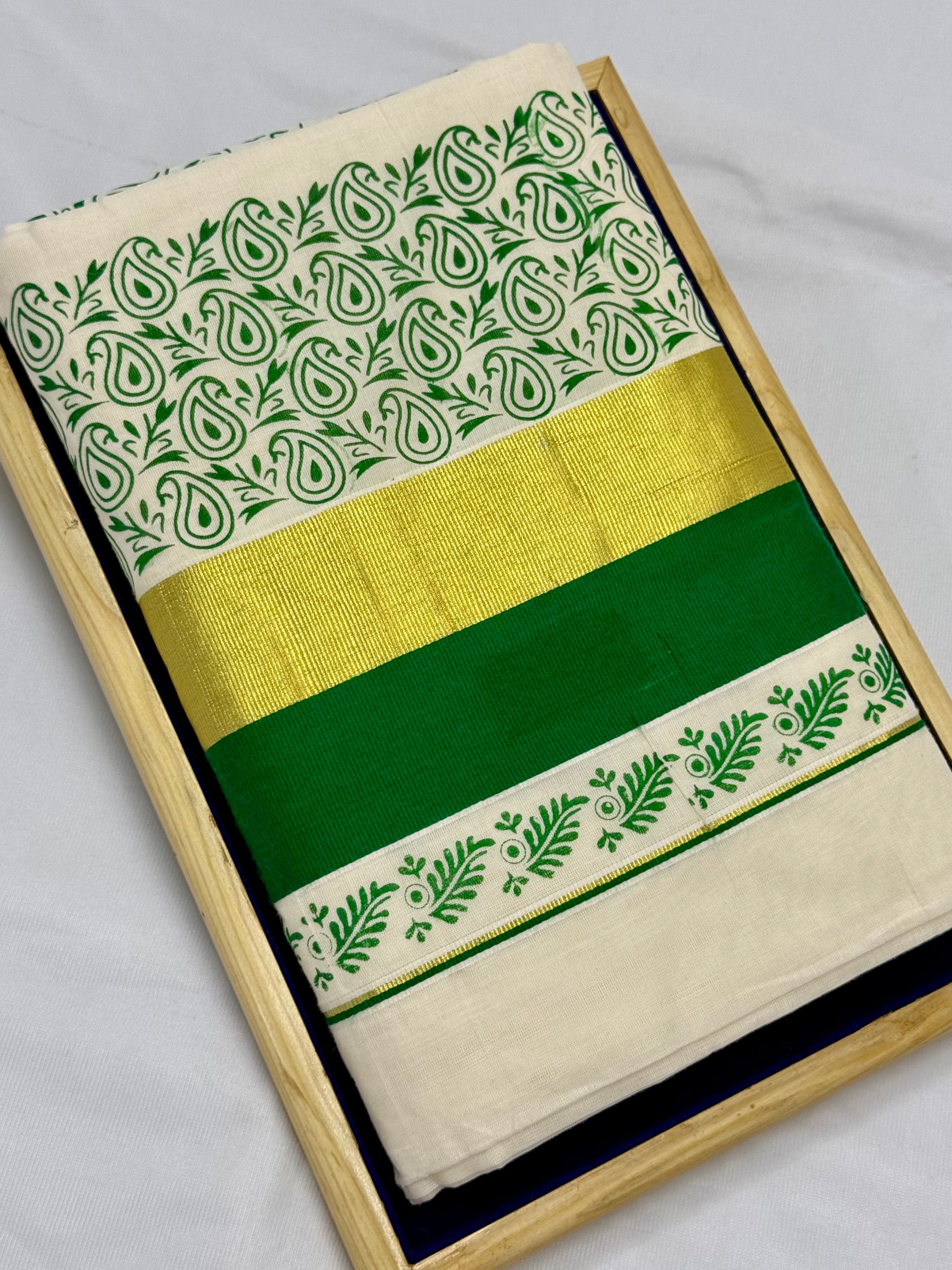 TRADITIONAL PRINTED KASAVU COTTON SAREE (OFF WHITE,GOLD,GREEN)