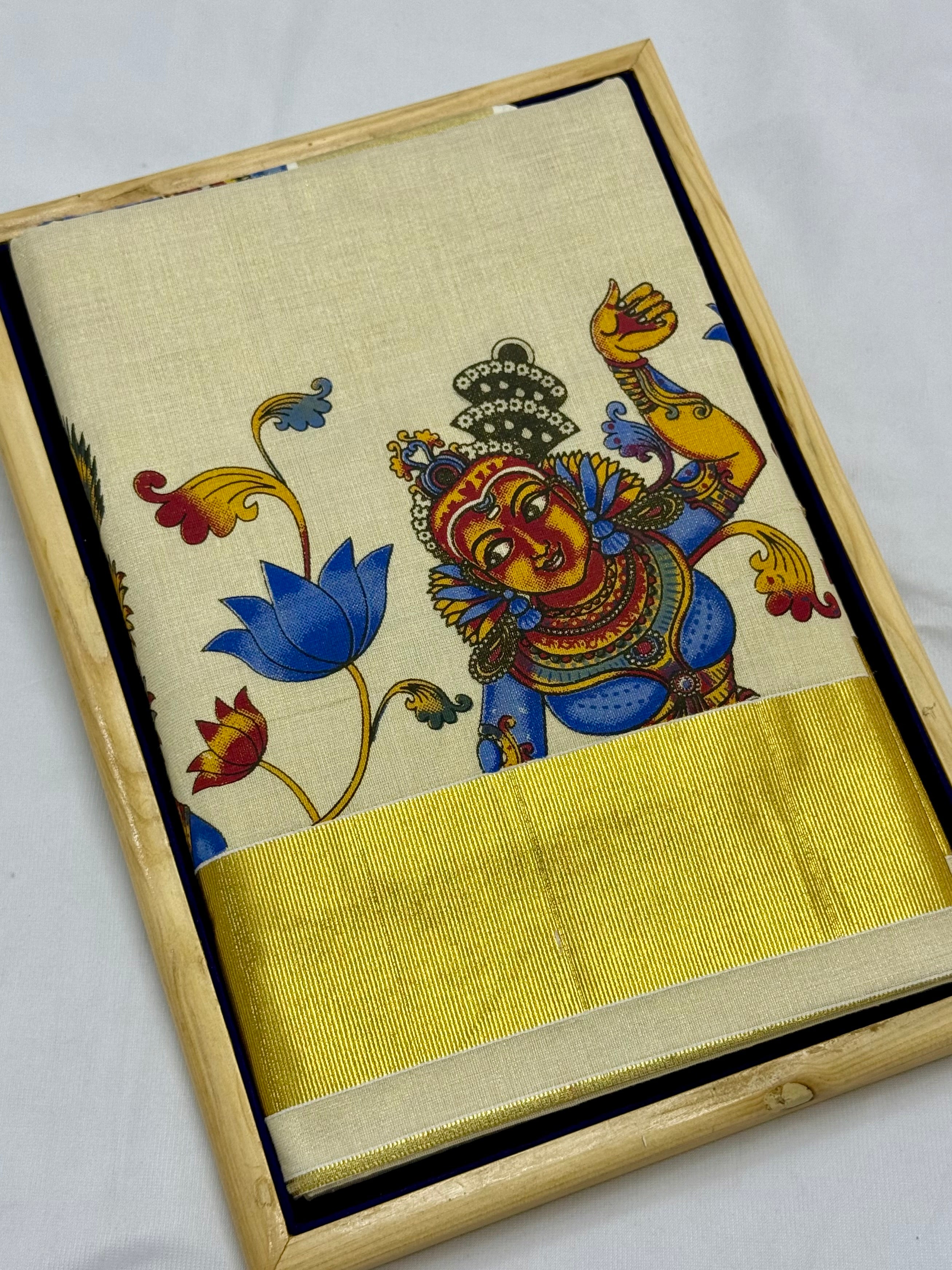 MURAL ART KASAVU TISSUE KERALA SAREE (GOLD,CREAM)