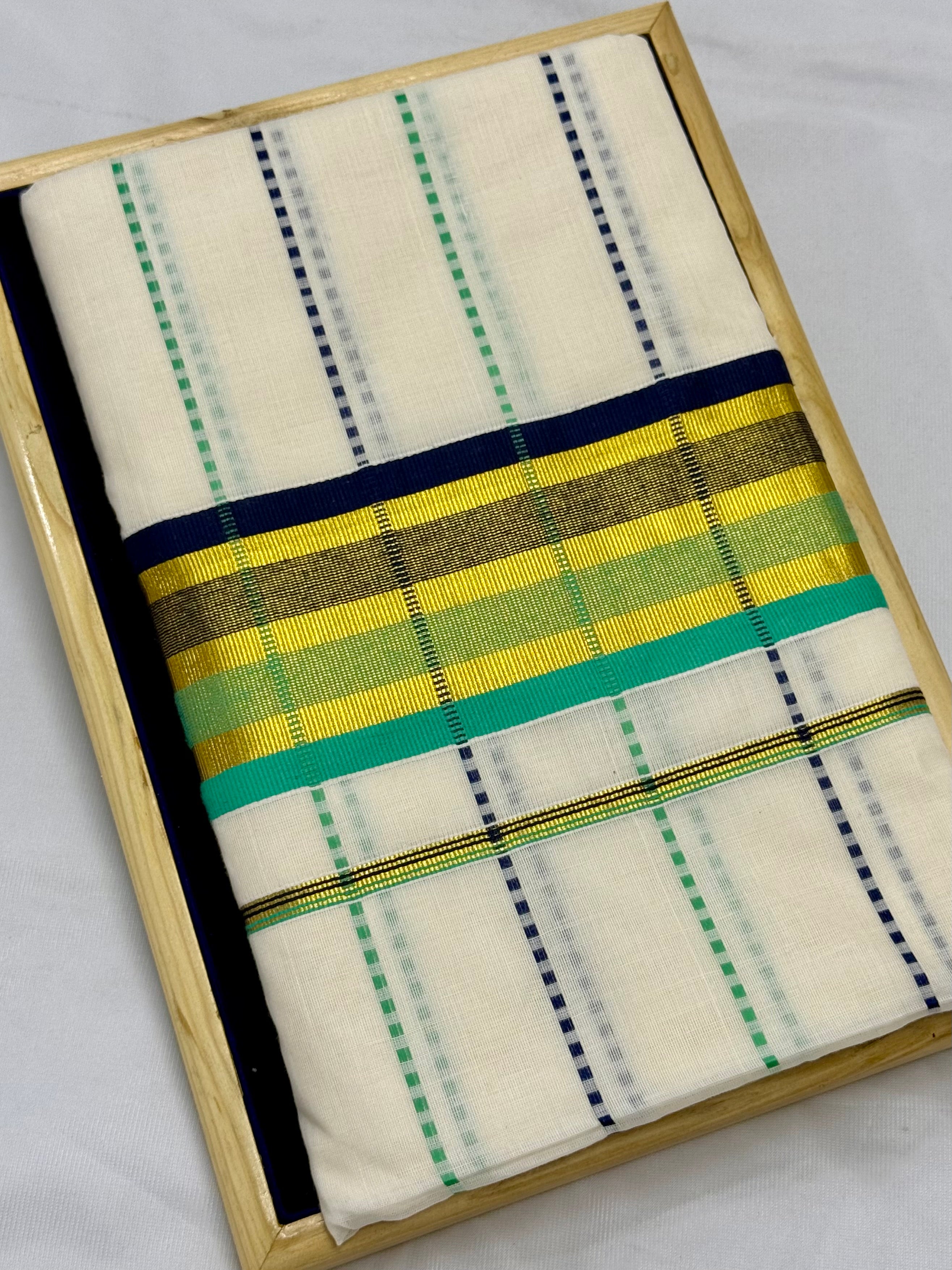 MULTICOLOUR DOTTED STRIPES KASAVU COTTTON SAREE