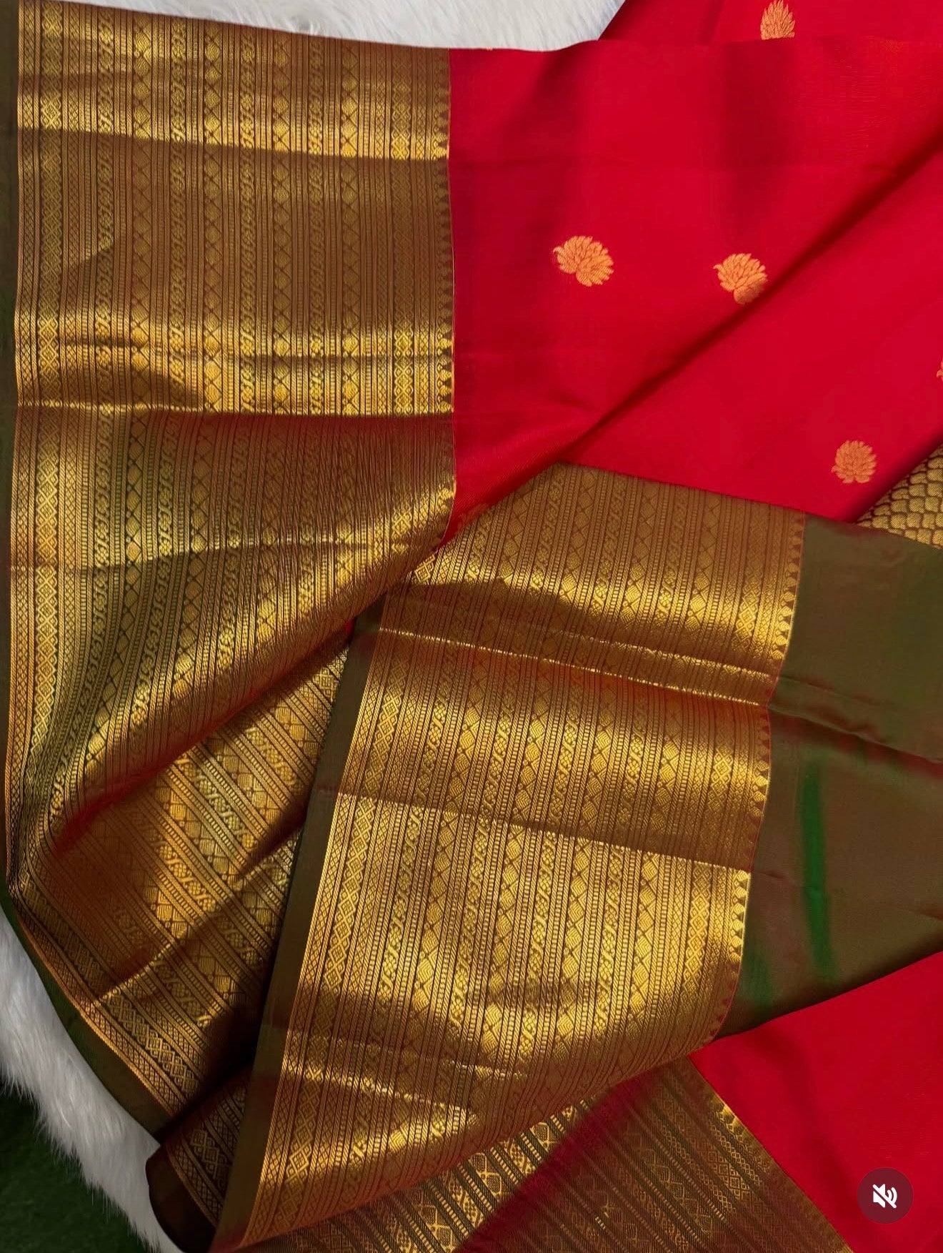 KANCHIPURAM PURE SILK SAREE | SILKMARK® CERTIFIED - SCARLET RED
