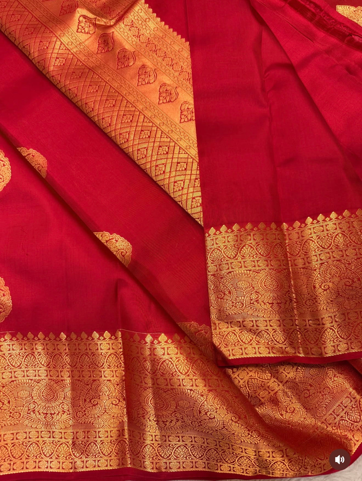 KANCHIPURAM PURE SILK SAREE | SILKMARK® CERTIFIED - AESTHETIC RED