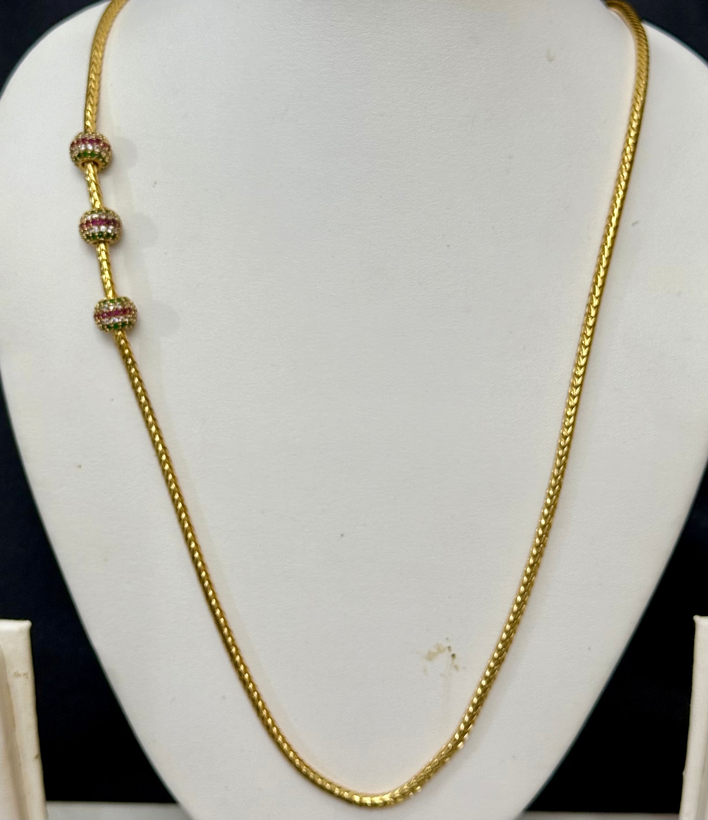 BEAUTIFUL BALL MUGAPPU CHAIN