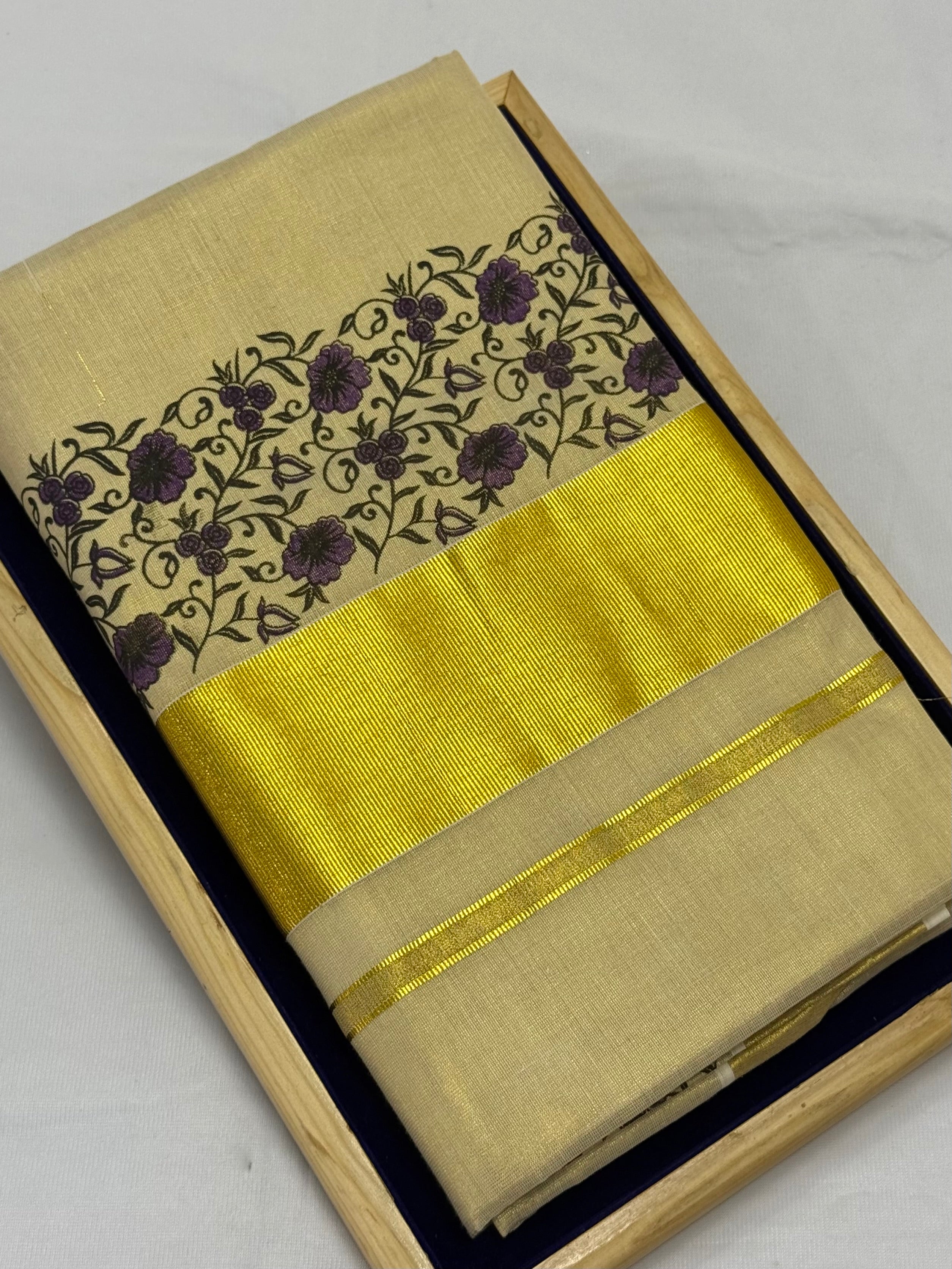 TRADITIONAL TISSUE KASAVU HAND PAINTED SAREE - (GOLD,CREAM)