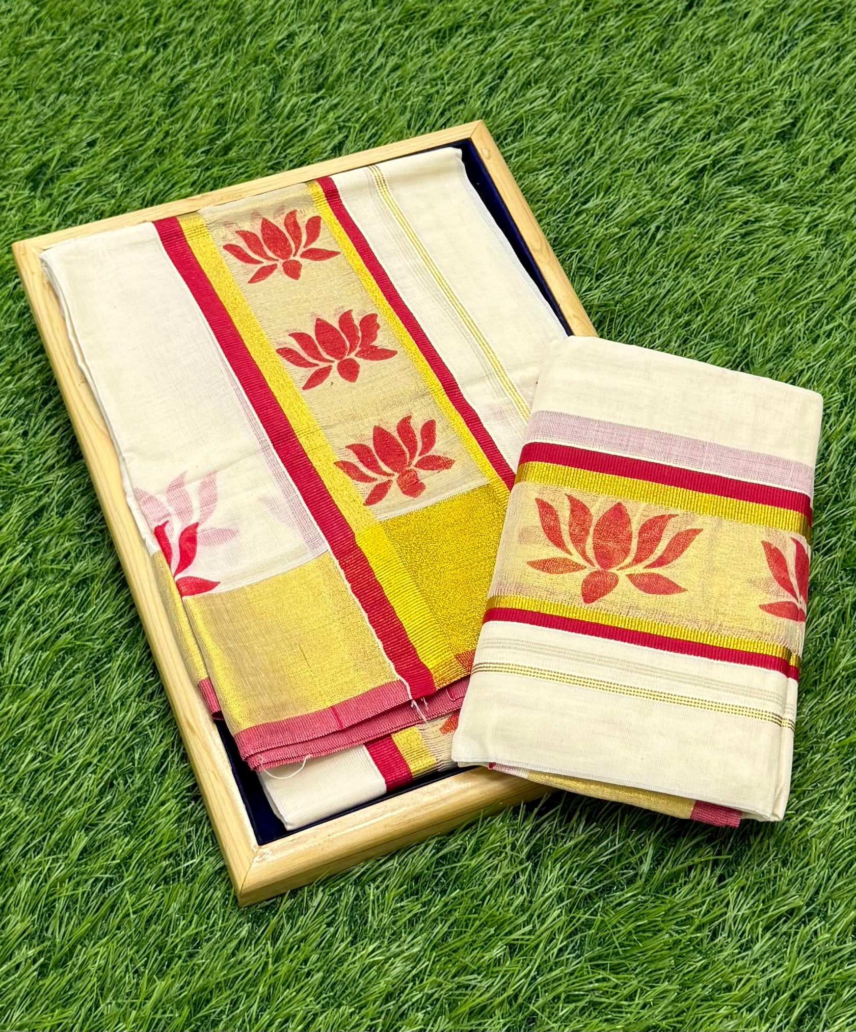 KASAVU COTTON FANCY SINGLE SET MUNDU (MUNDUM NERIYATHUM) - 2 X 2.80 MTRS - (OFF WHITE)