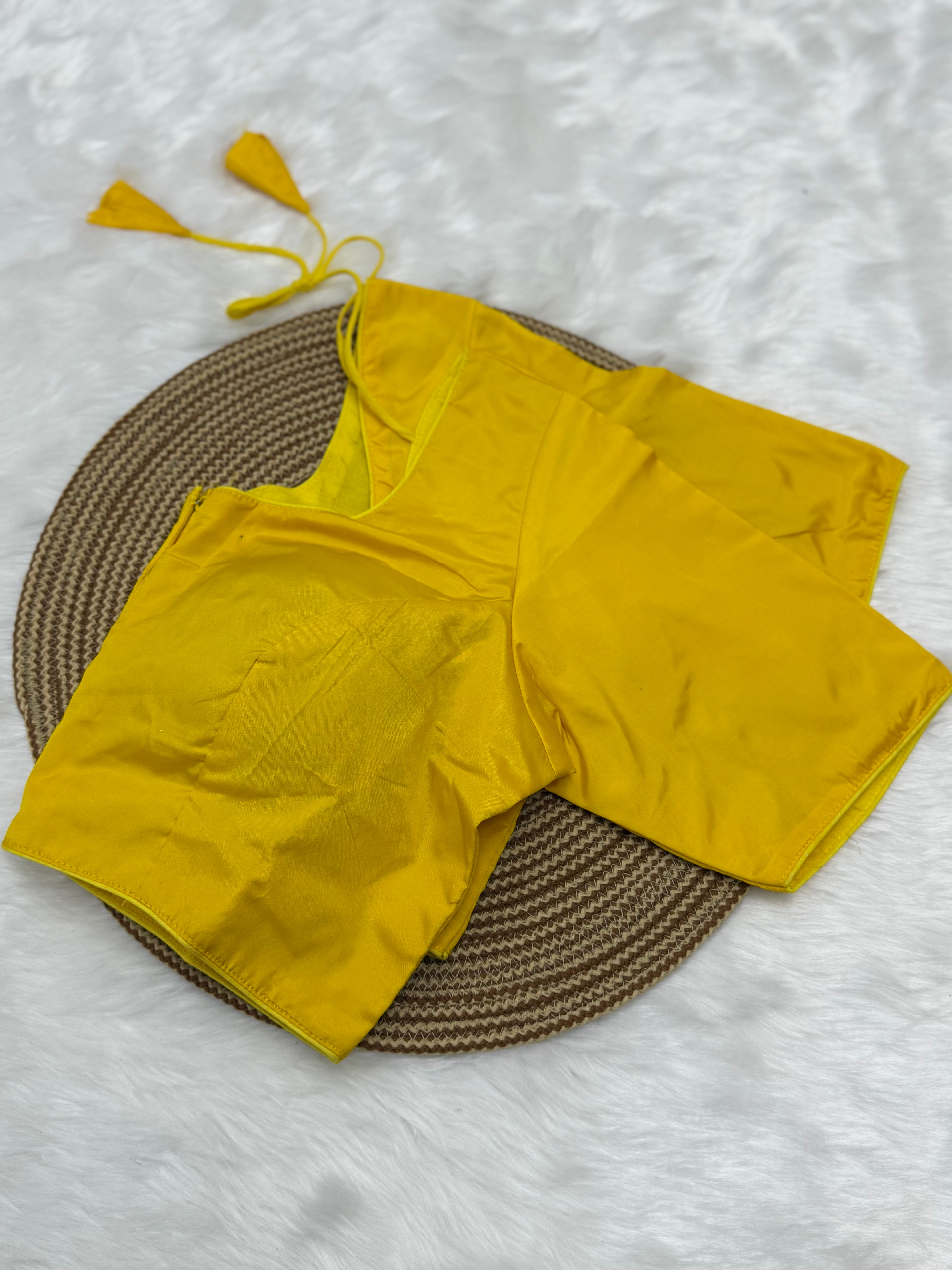PLAIN READYMADE SAREE BLOUSE
