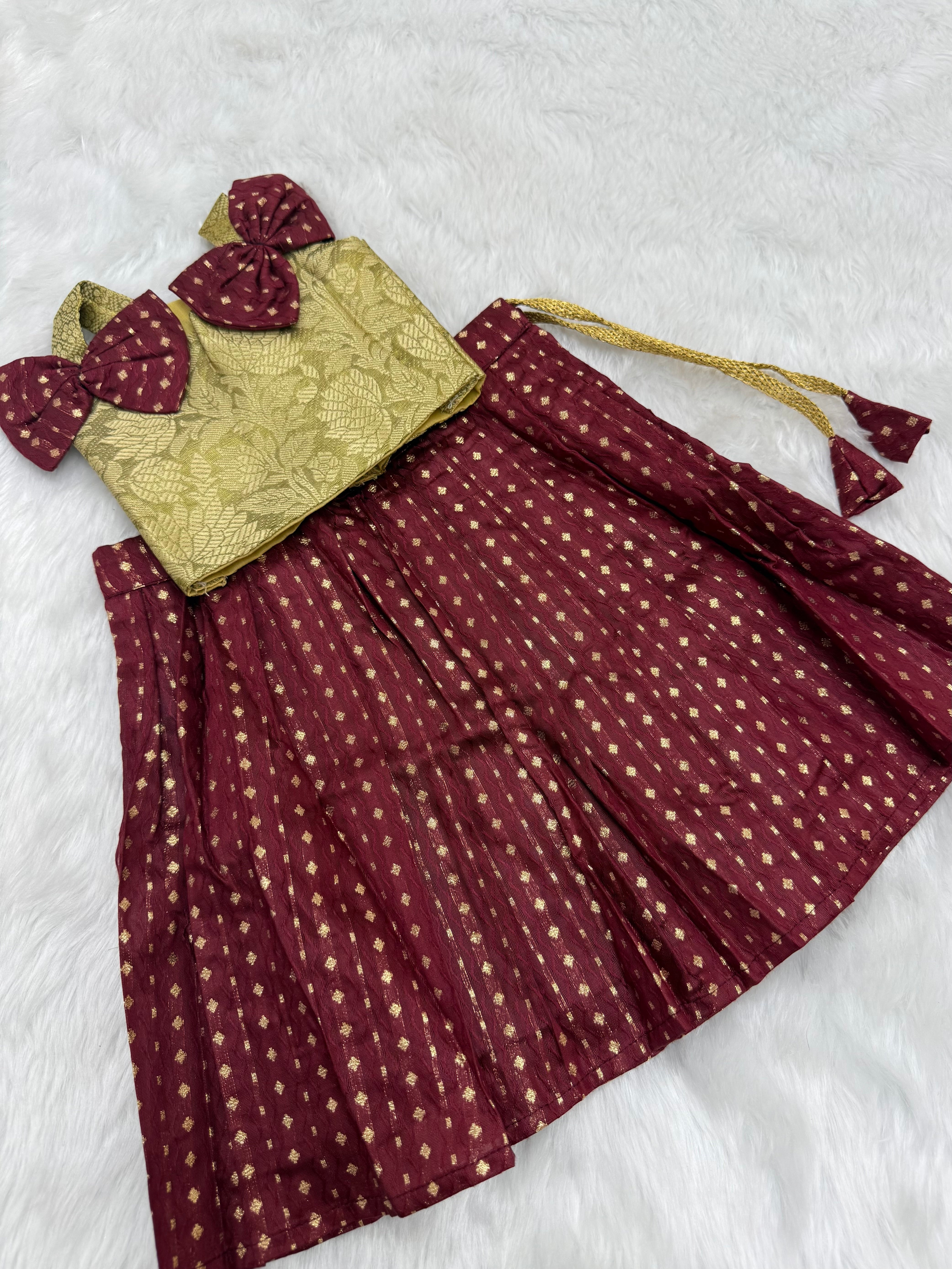 SANDAL MAROON NEW BORN TOP & SKIRT