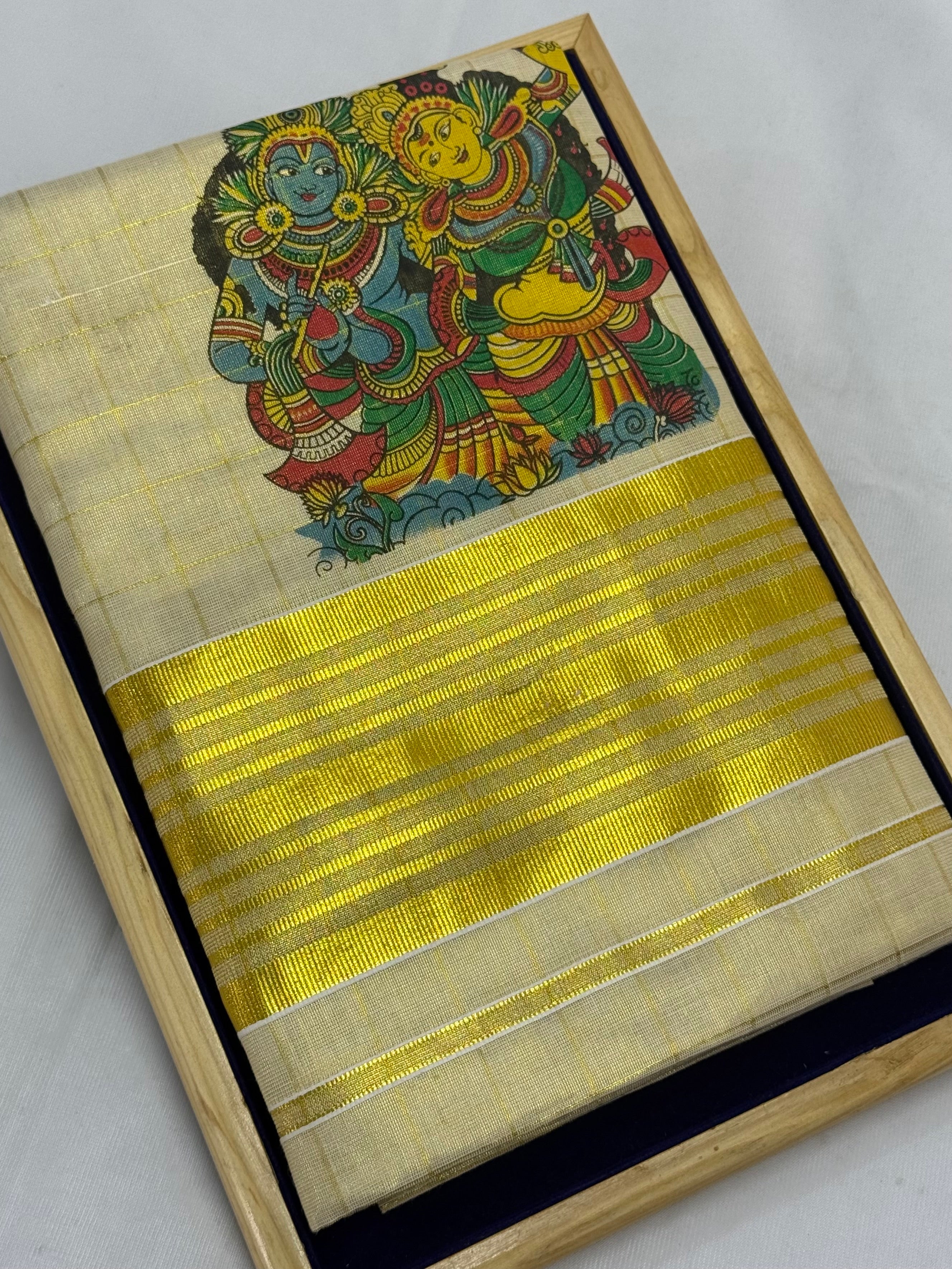 MURAL ART KASAVU TISSUE KERALA SAREE (GOLD,CREAM)