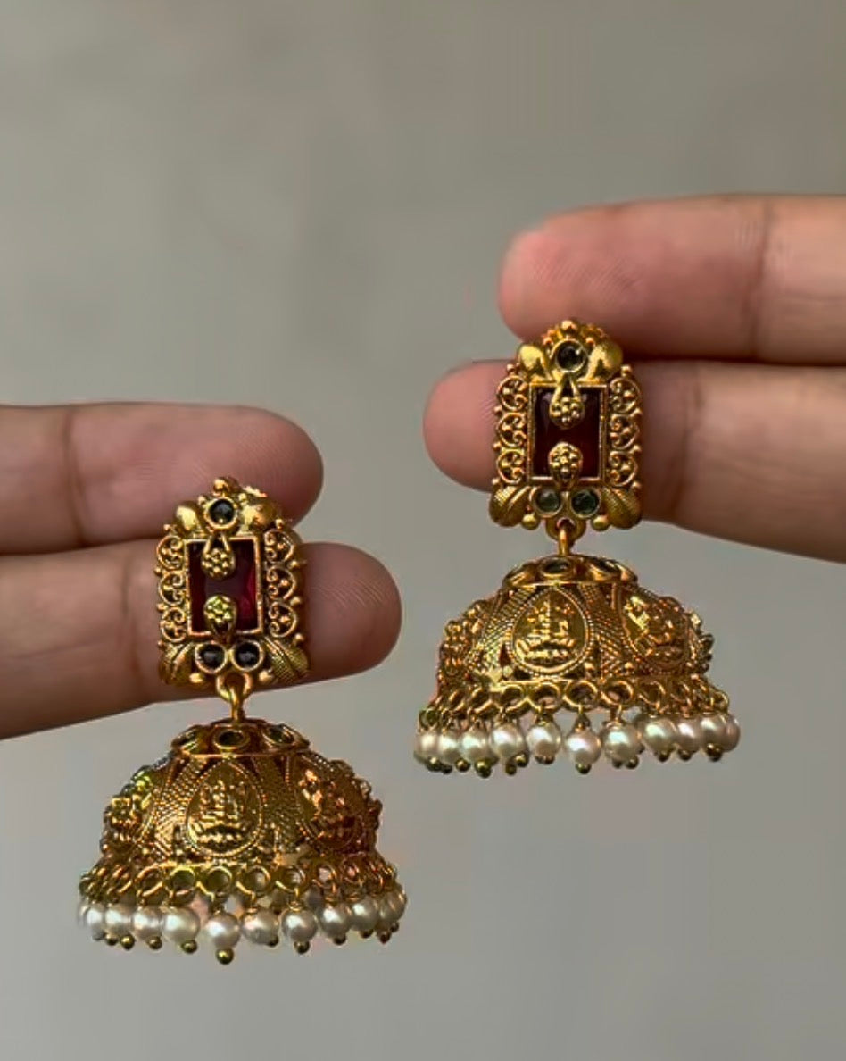 PREMIUM AND STUNNING JHUMKAS