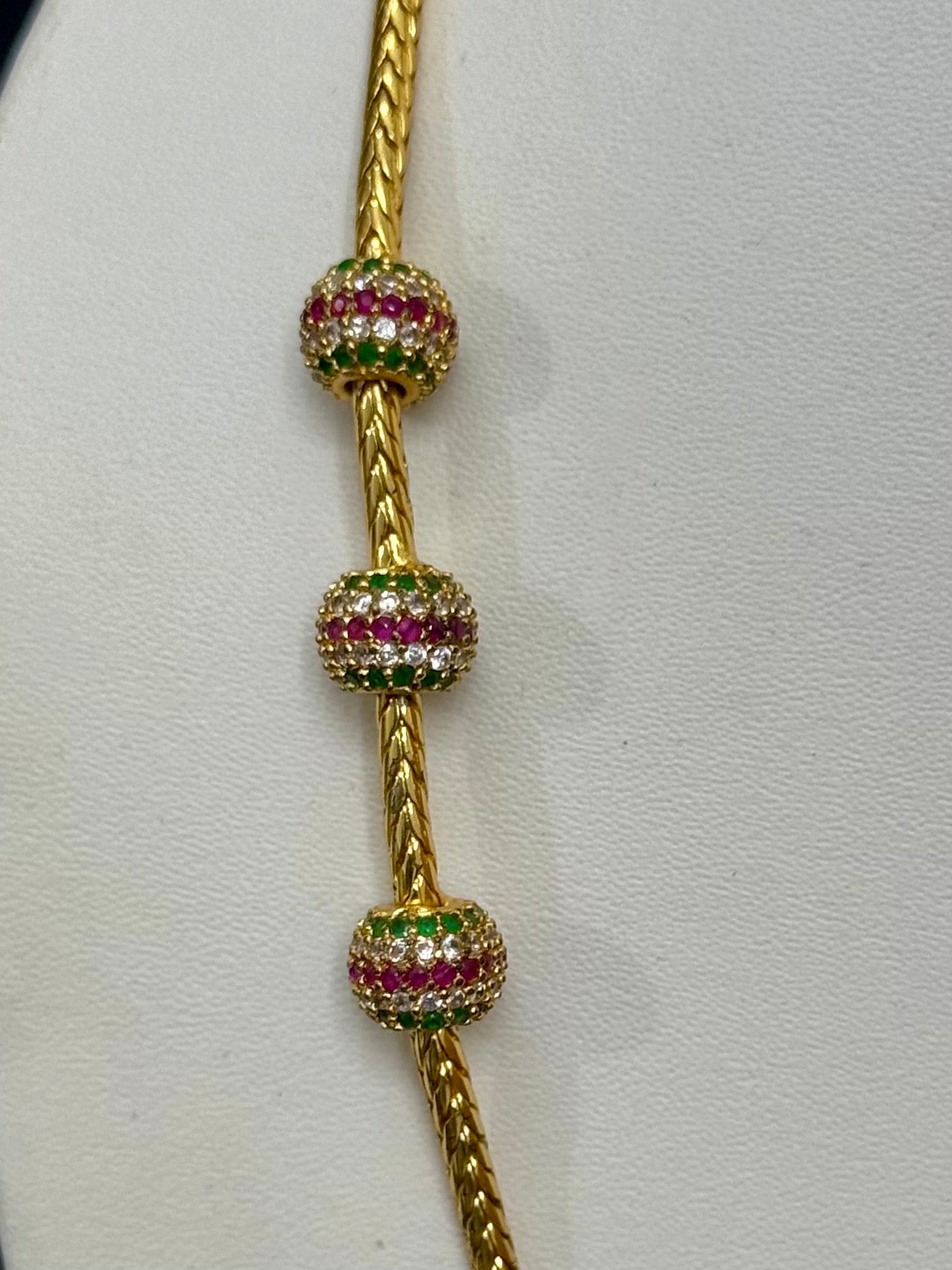 BEAUTIFUL BALL MUGAPPU CHAIN