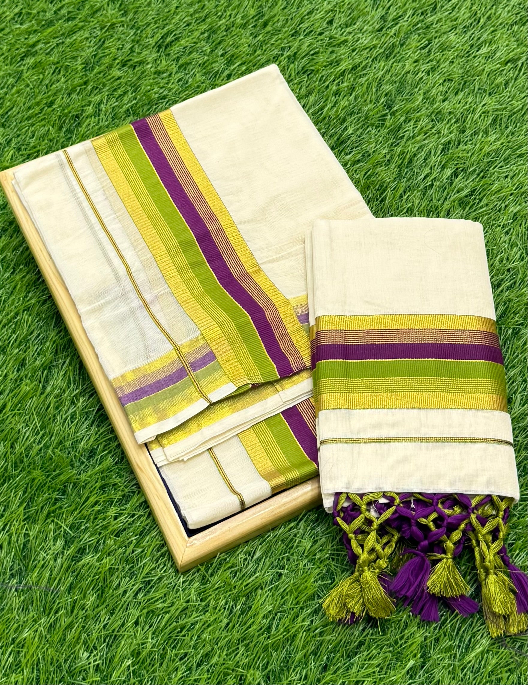 KASAVU COTTON FANCY BORDER SINGLE SET MUNDU (MUNDUM NERIYATHUM) - 2 X 2.80 MTRS - (OFF WHITE)