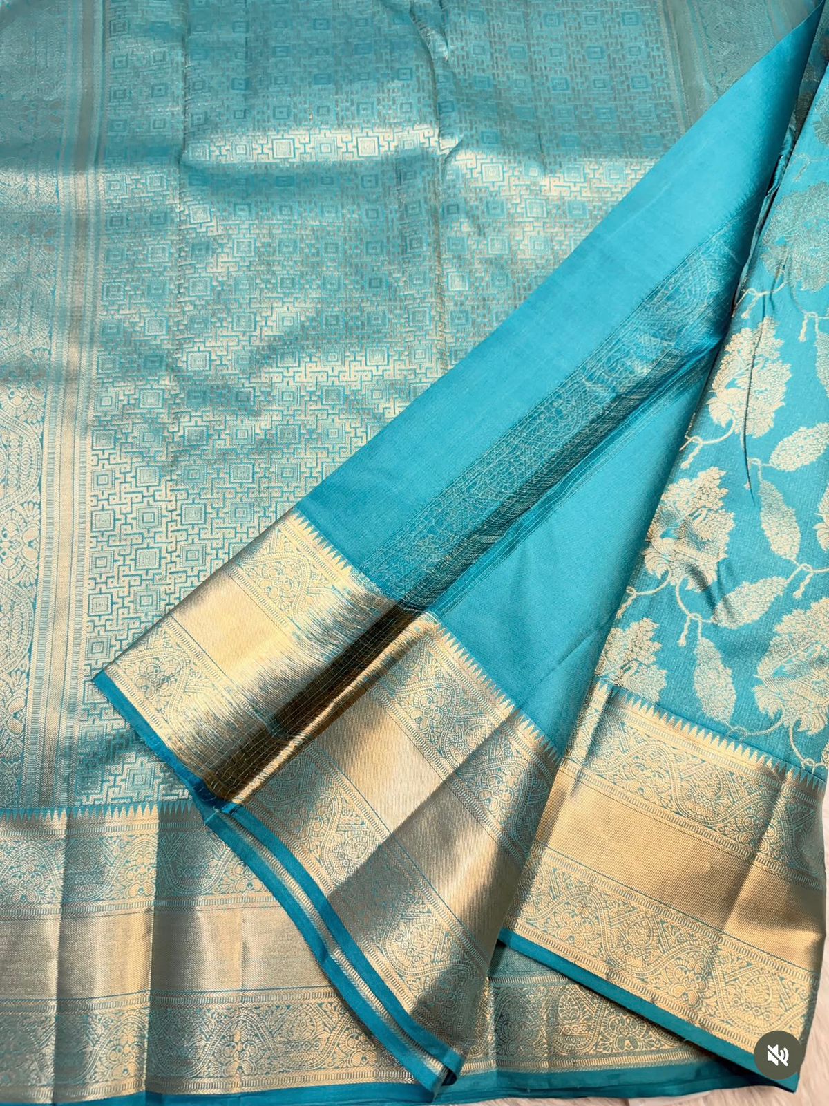 KANCHIPURAM PURE SILK SAREE | SILKMARK® CERTIFIED - TURQUOISE BLUE