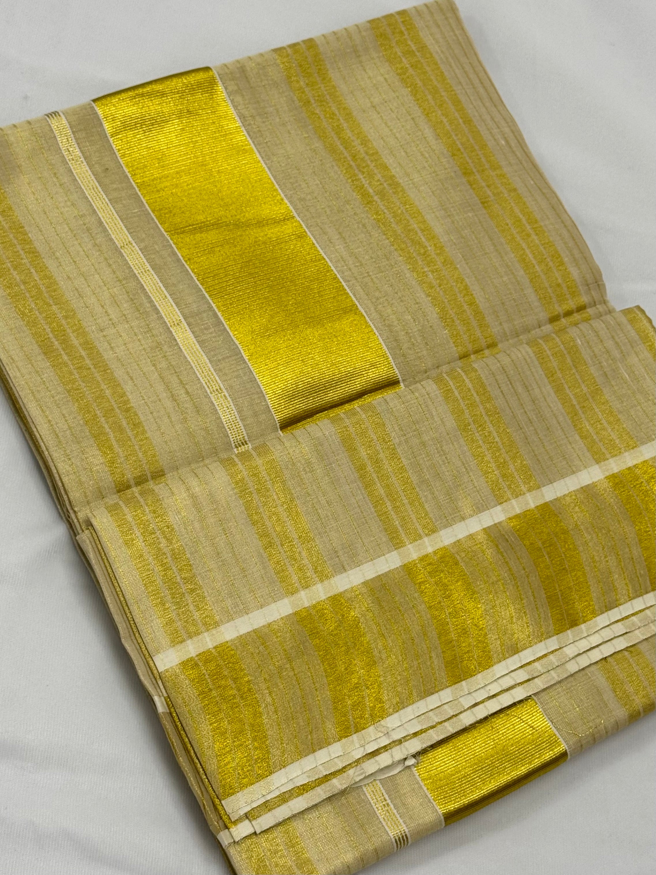 KERALA STRIPES KASAVU TISSUE SAREE - (GOLD,CREAM)