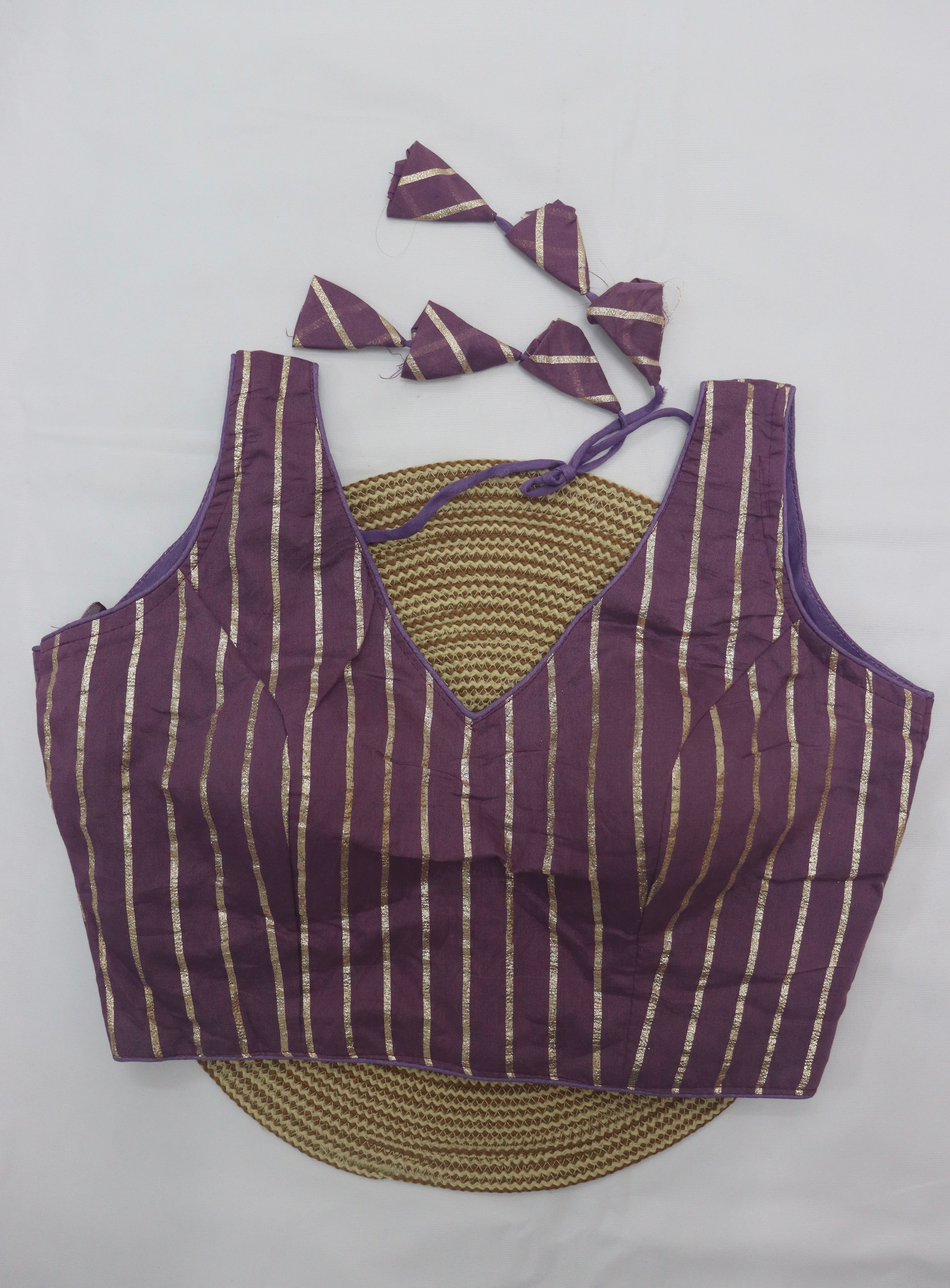 DESIGNER SLEEVELESS READYMADE BLOUSE