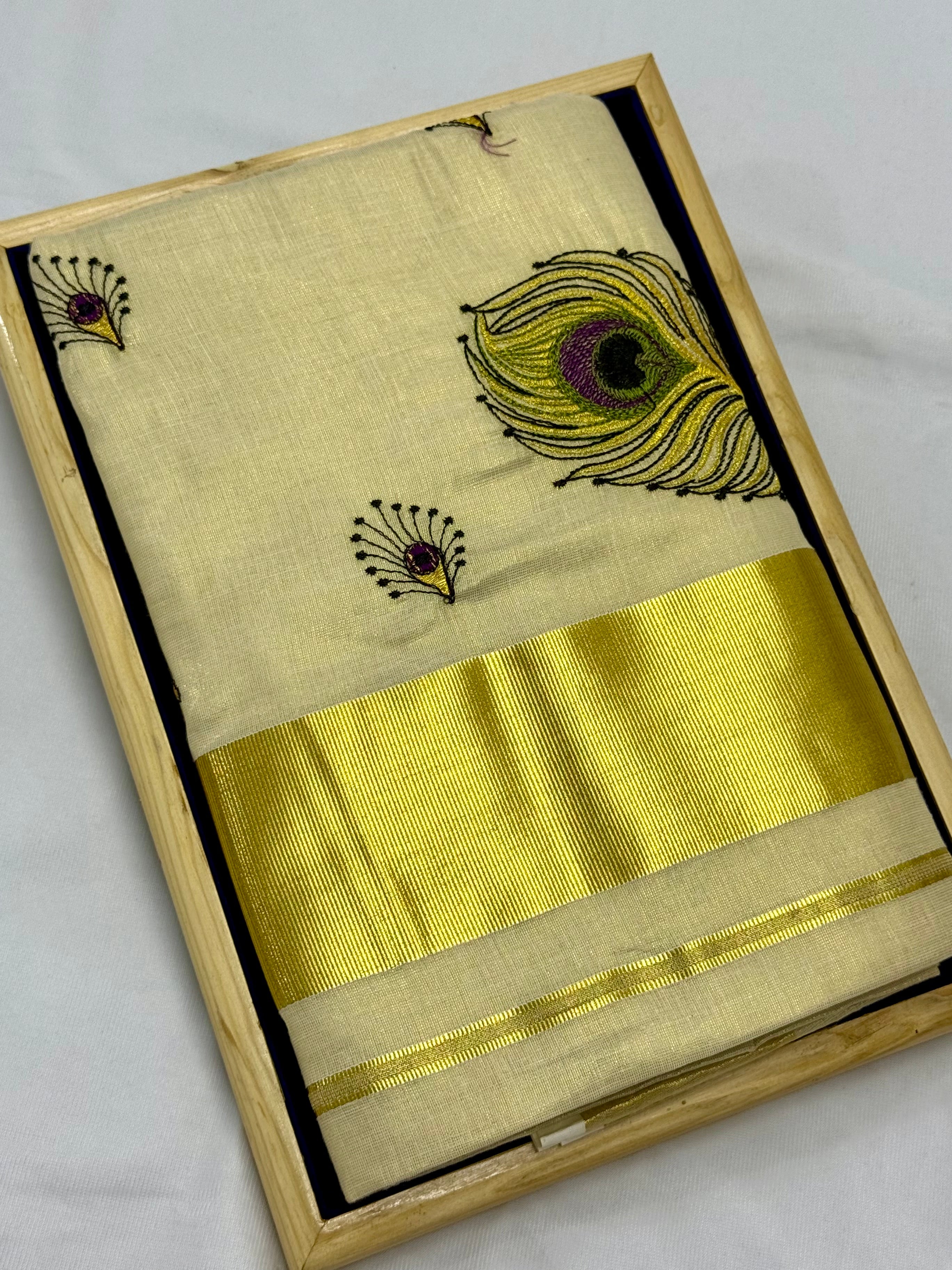 KERALA KASAVU TISSUE SILK EMBROIDERY SAREE - (GOLD,CREAM)