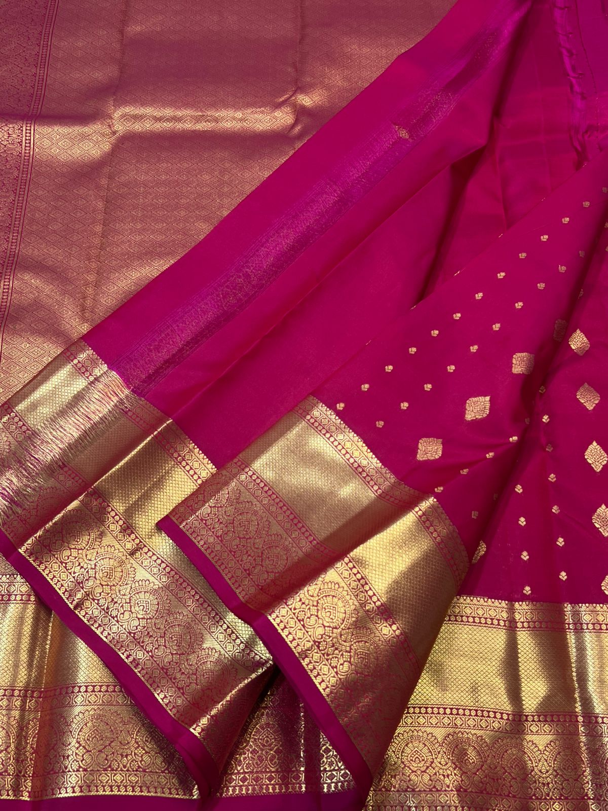 KANCHIPURAM PURE SILK SAREE | SILKMARK® CERTIFIED - RANI PINK