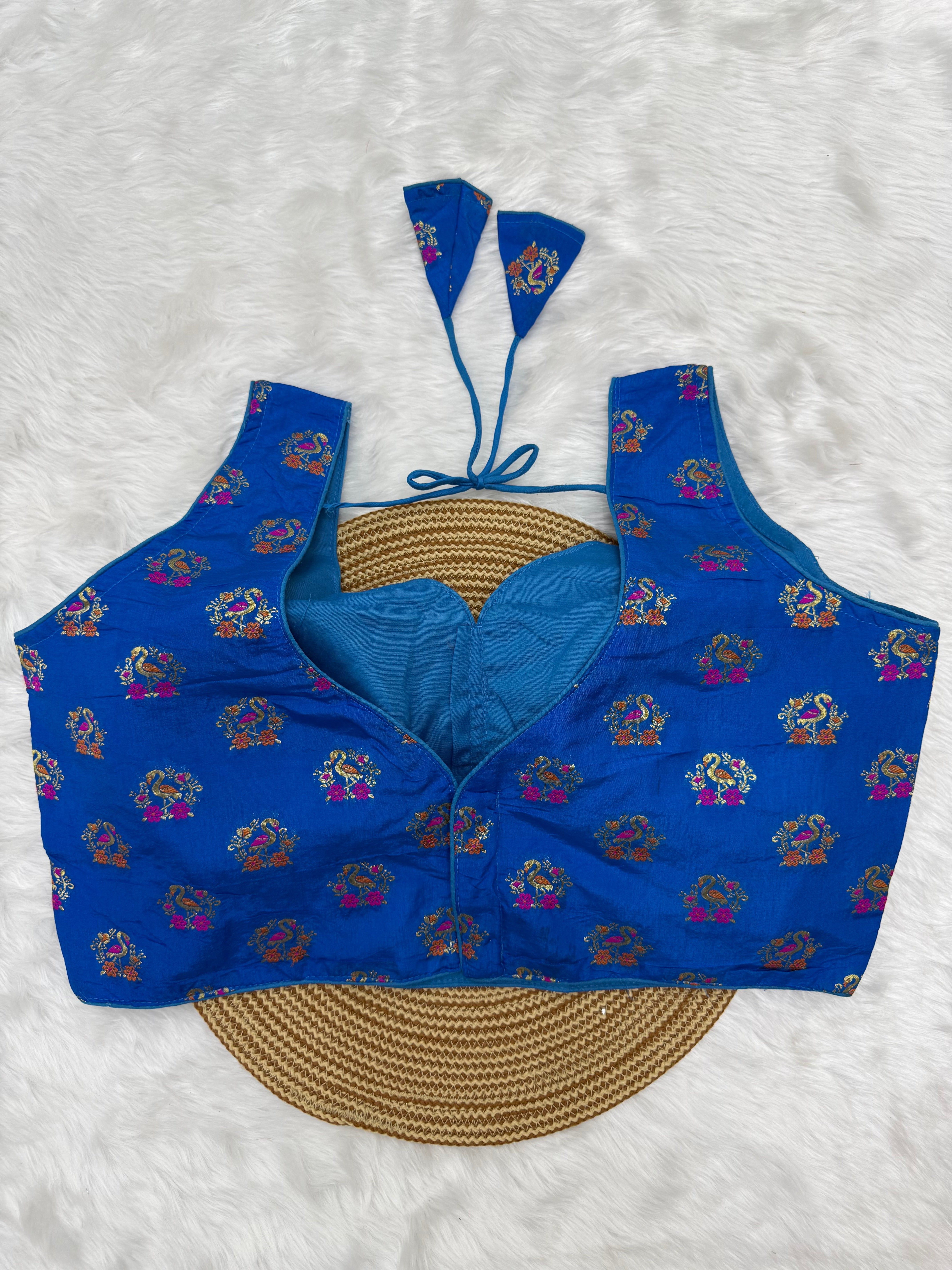 SLEEVELESS PLUS SIZE FANCY BLOUSE - BLUE