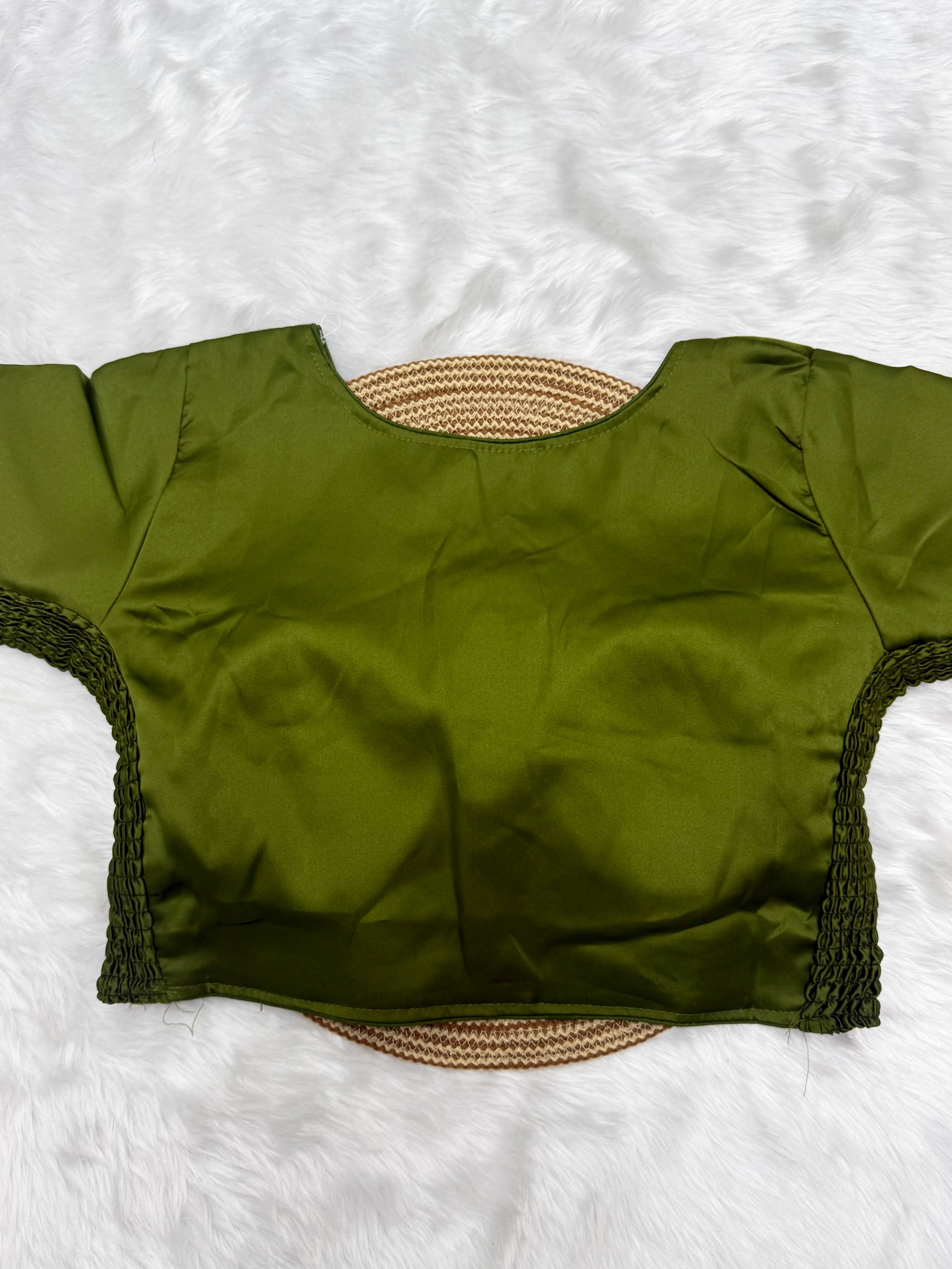 SOLID SIDE STRETCHABLE SAREE BLOUSE - MOSS GREEN