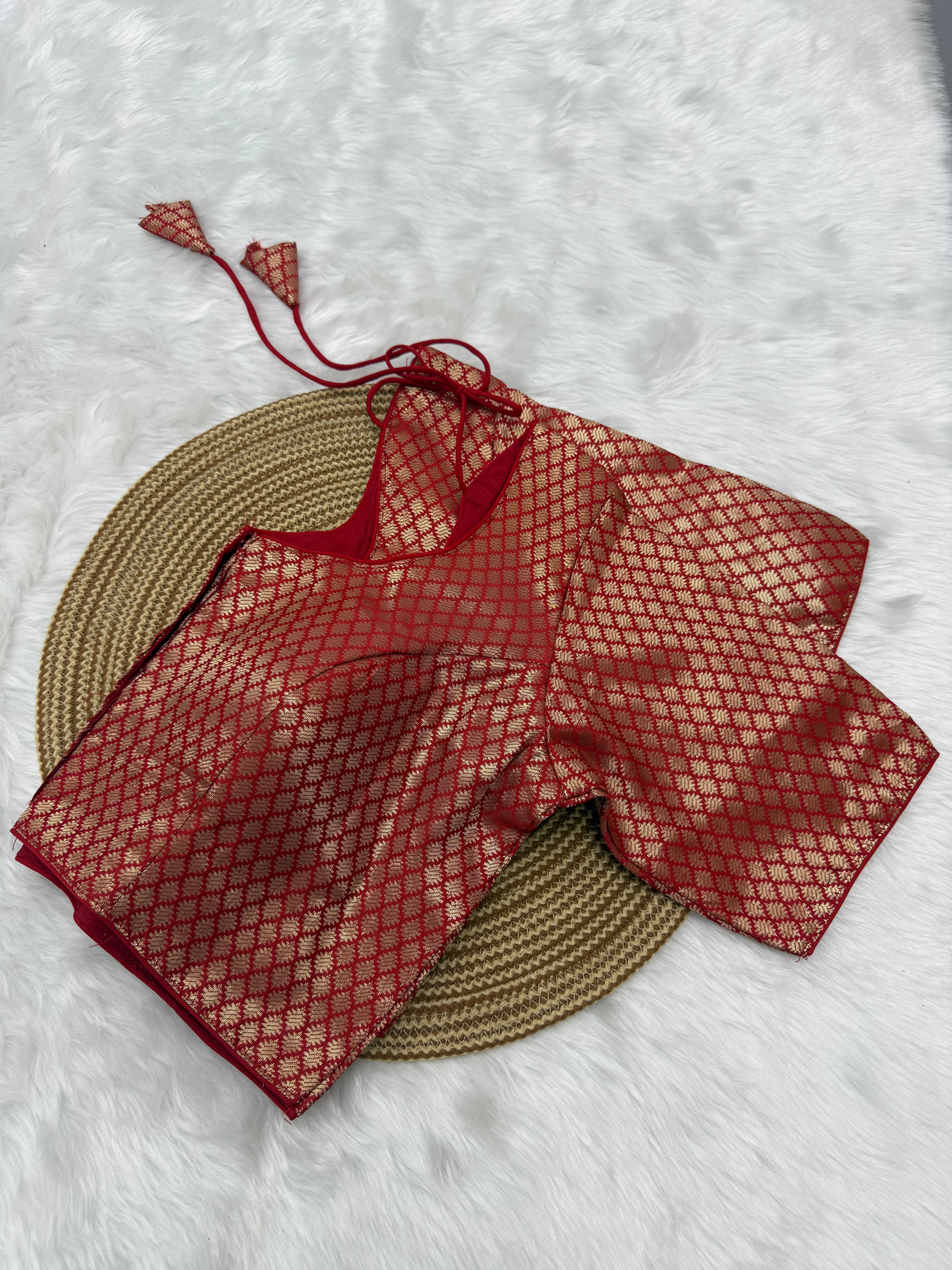 JACQUARD READY TO WEAR SAREE BLOUSE - RED