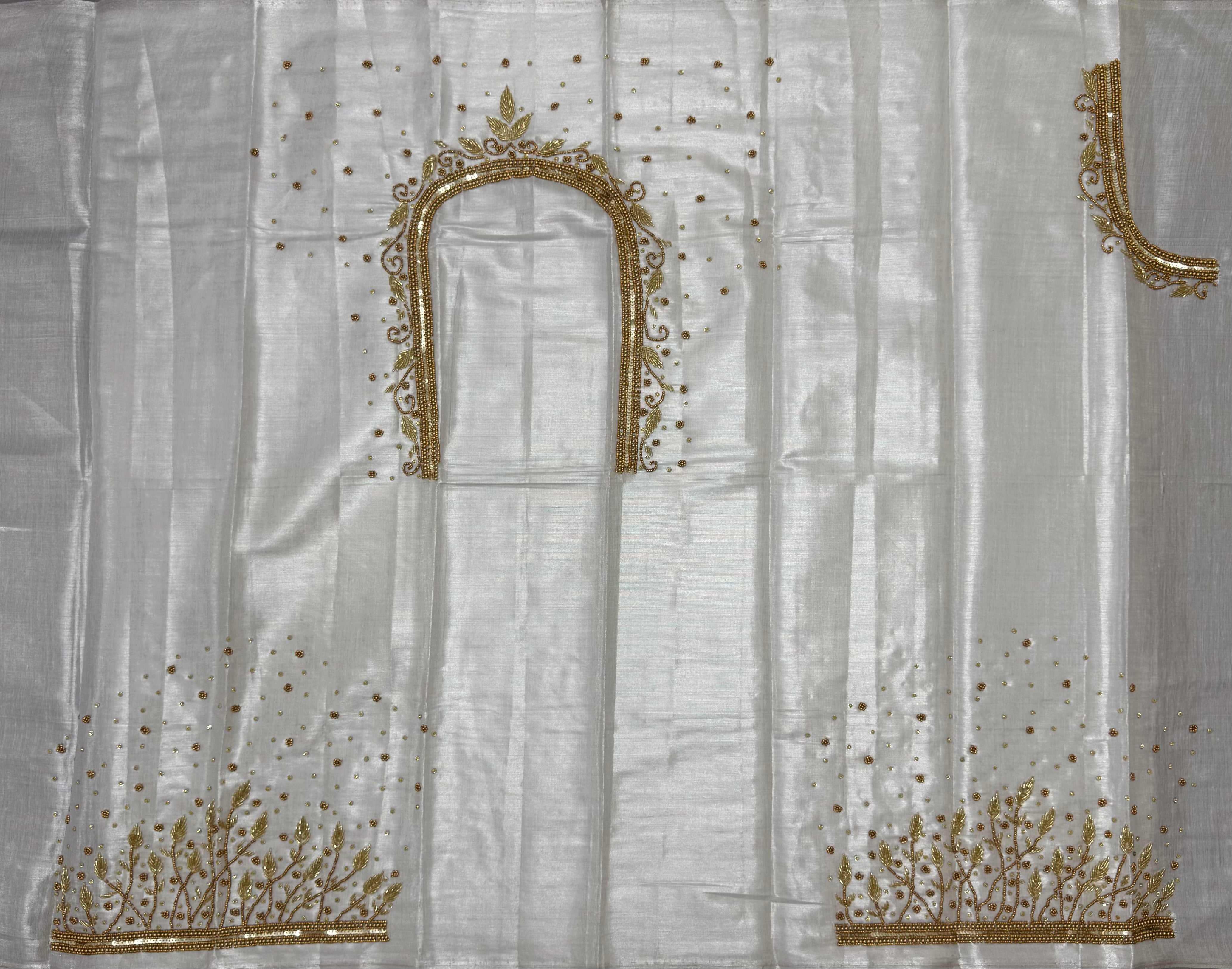 WOMENS PREMIUM AARI WORK BLOUSE PIECE 1 METER - SILVER