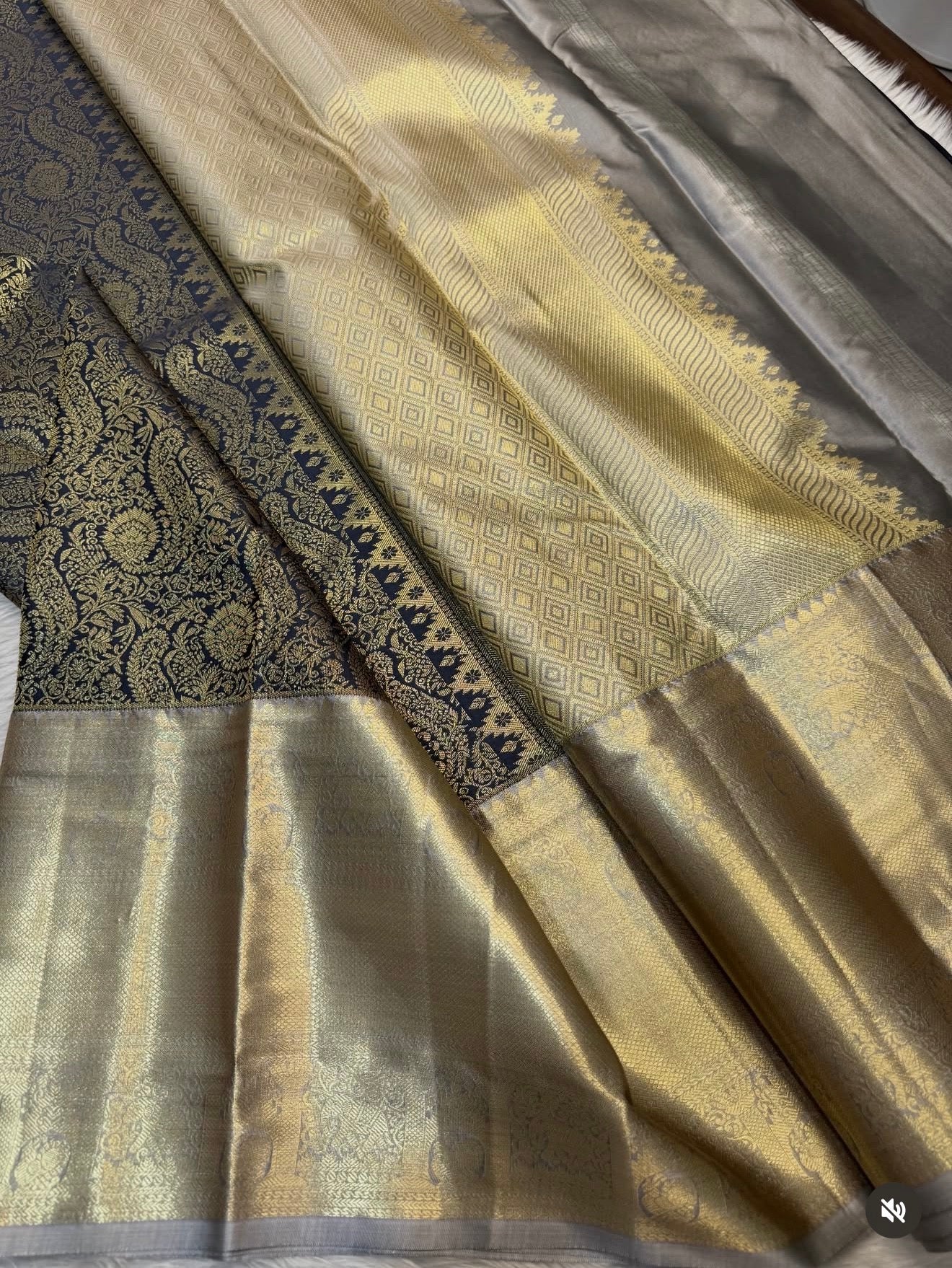 PREMIUM SEMI KANCHI SILK SAREE - GOLDEN GREEN