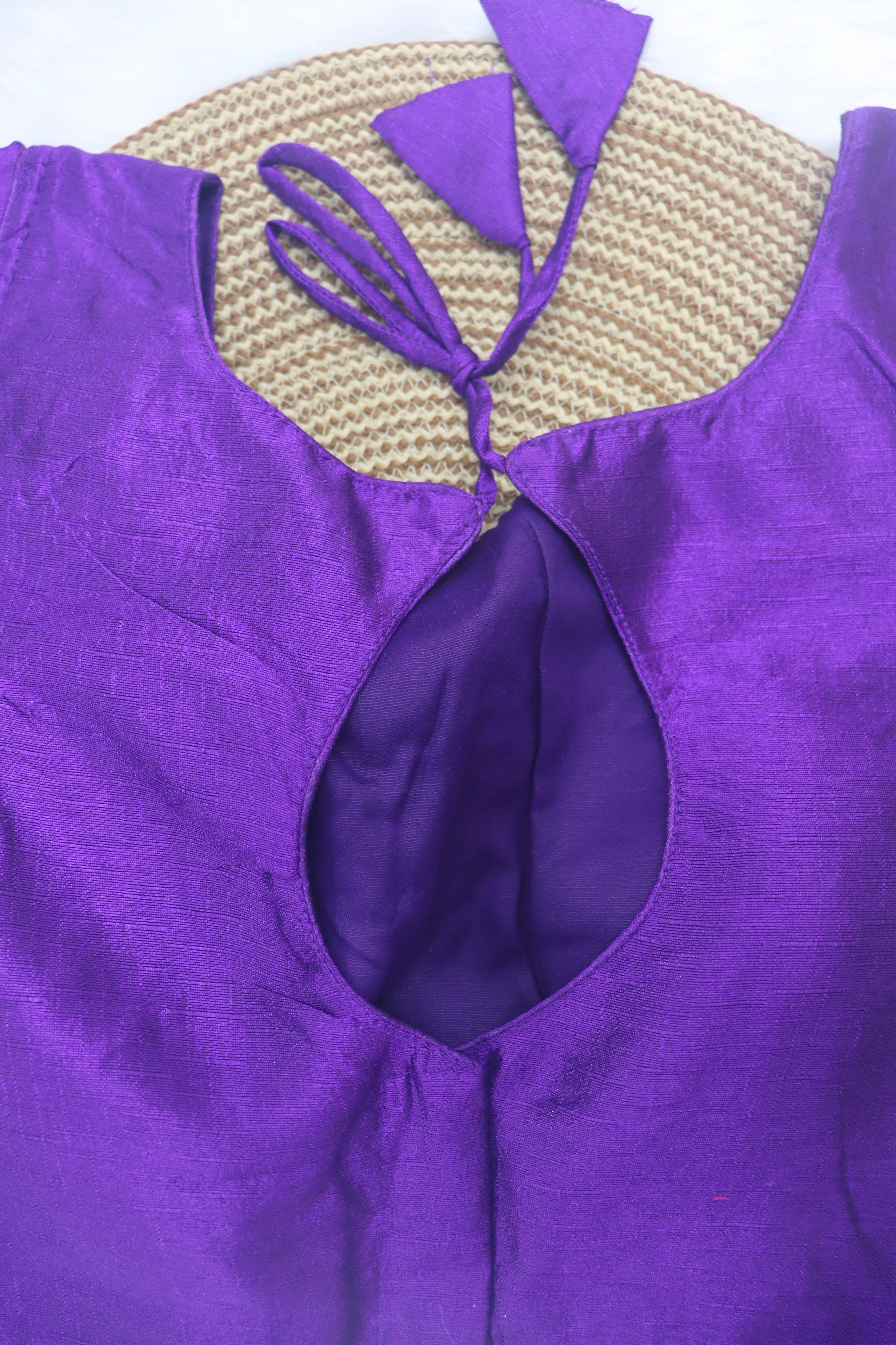 PLAIN READYMADE SAREE BLOUSE