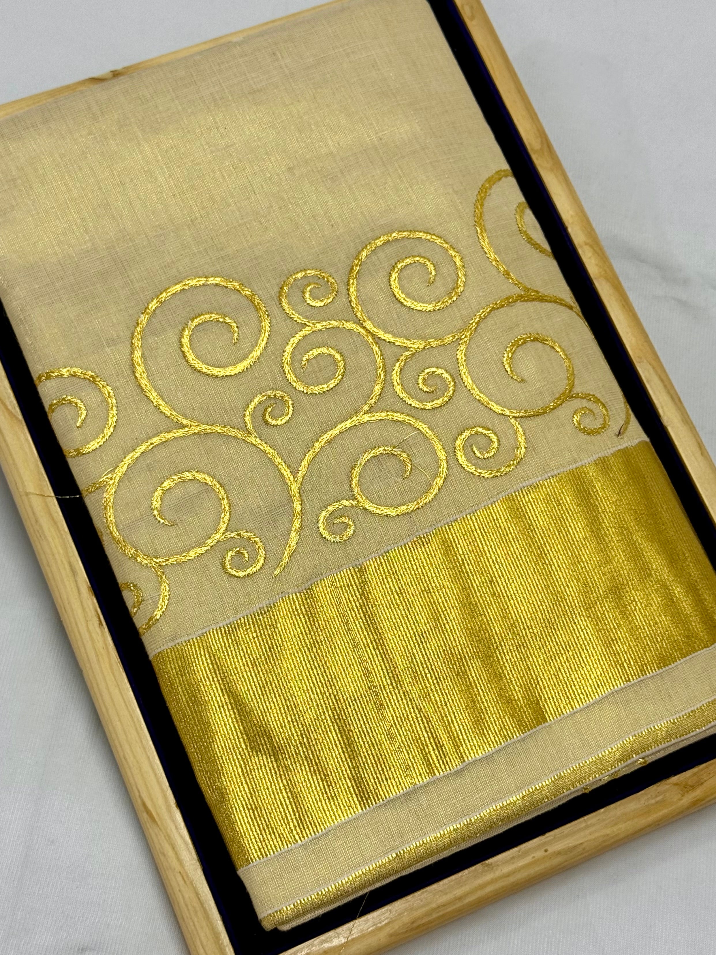 KERALA KASAVU TISSUE SILK EMBROIDERY  SAREE - (GOLD,CREAM)