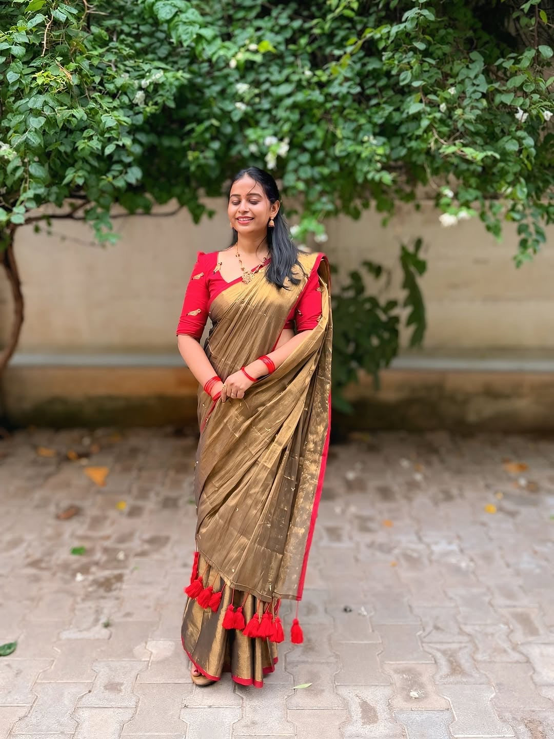 DUAL TONE TISSUE SILK SAREE WITH GINI WORK - GOLD