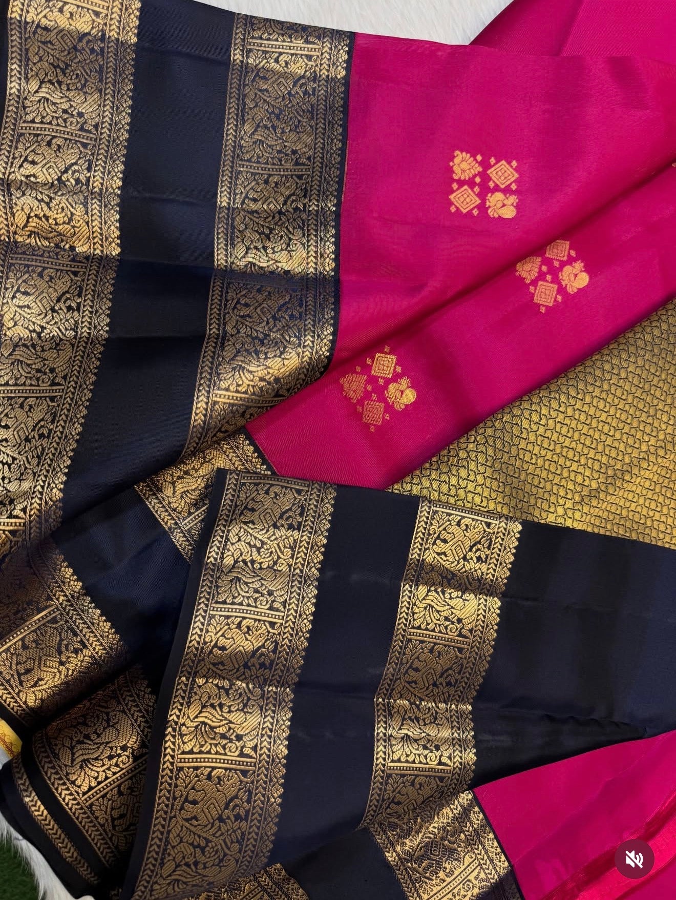 KANCHIPURAM PURE SILK SAREE | SILKMARK® CERTIFIED - MAGENTA