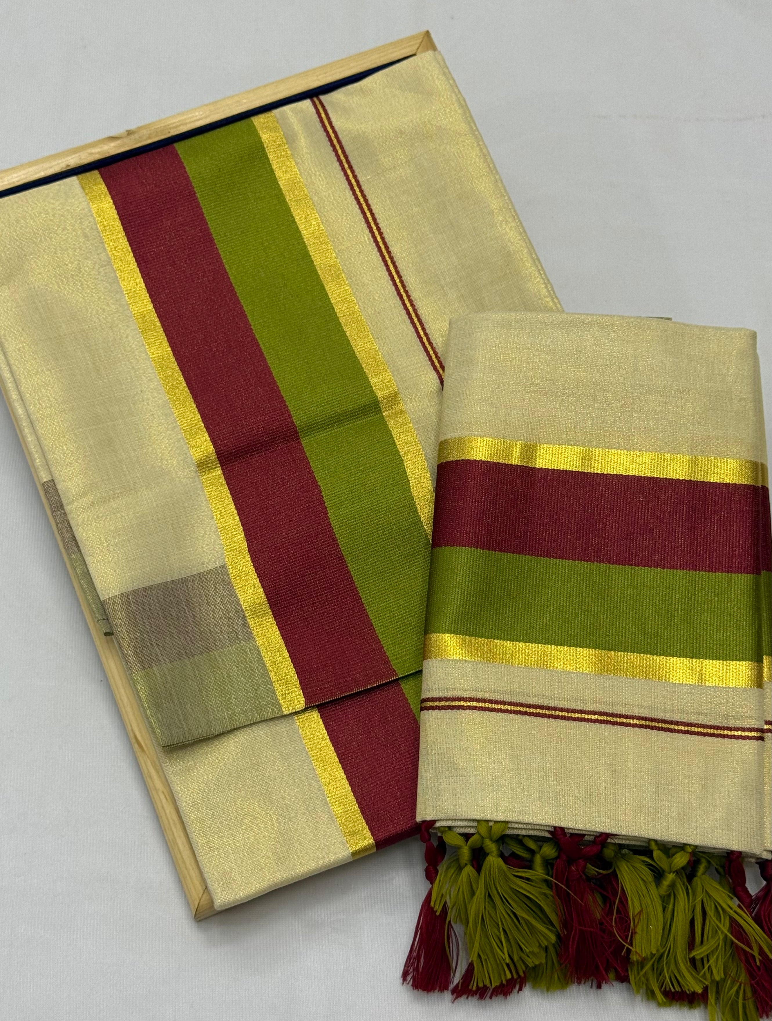 TISSUE SINGLE SET MUNDU (MUNDUM NERIYATHUM) WITH KARA BORDER - 2 X 2.80 MTRS - (CREAM,MULTI)