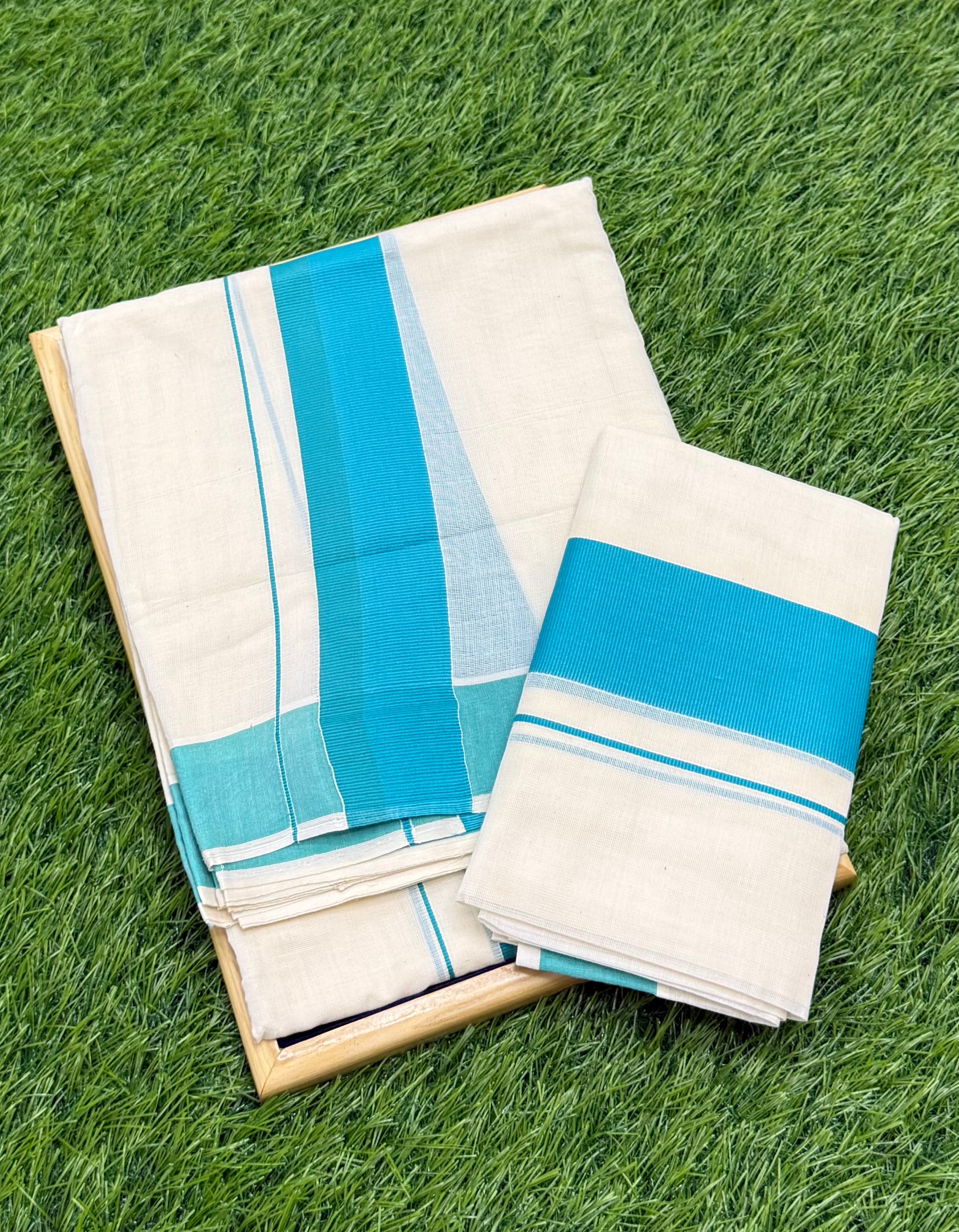 KASAVU COTTON KARA BORDER SINGLE SET MUNDU (MUNDUM NERIYATHUM) - 2 X 2.80 MTRS - SKYBLUE