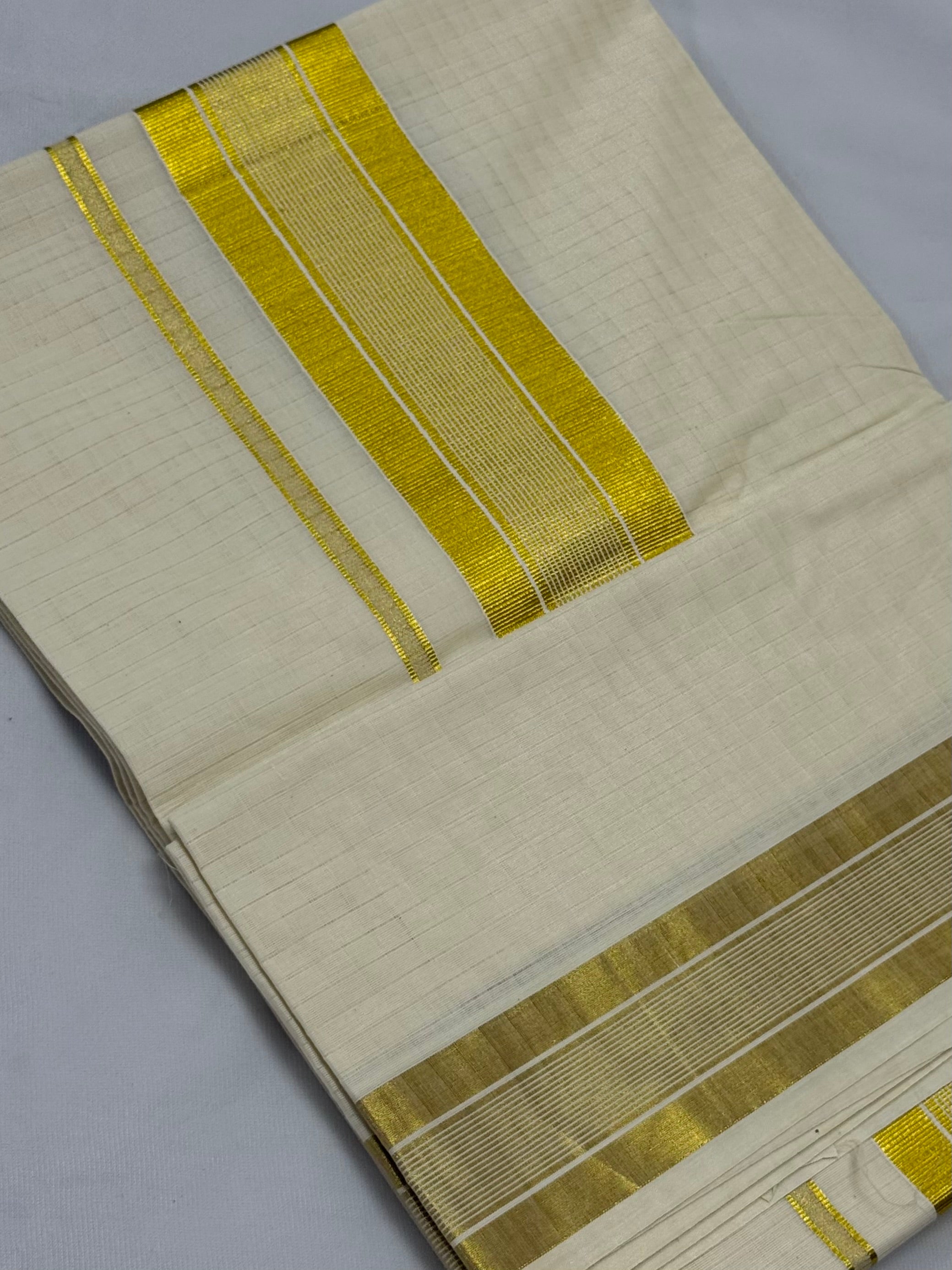 CHECKED KERALA KASAVU TISSUE SAREE - (GOLD,OFF WHITE)