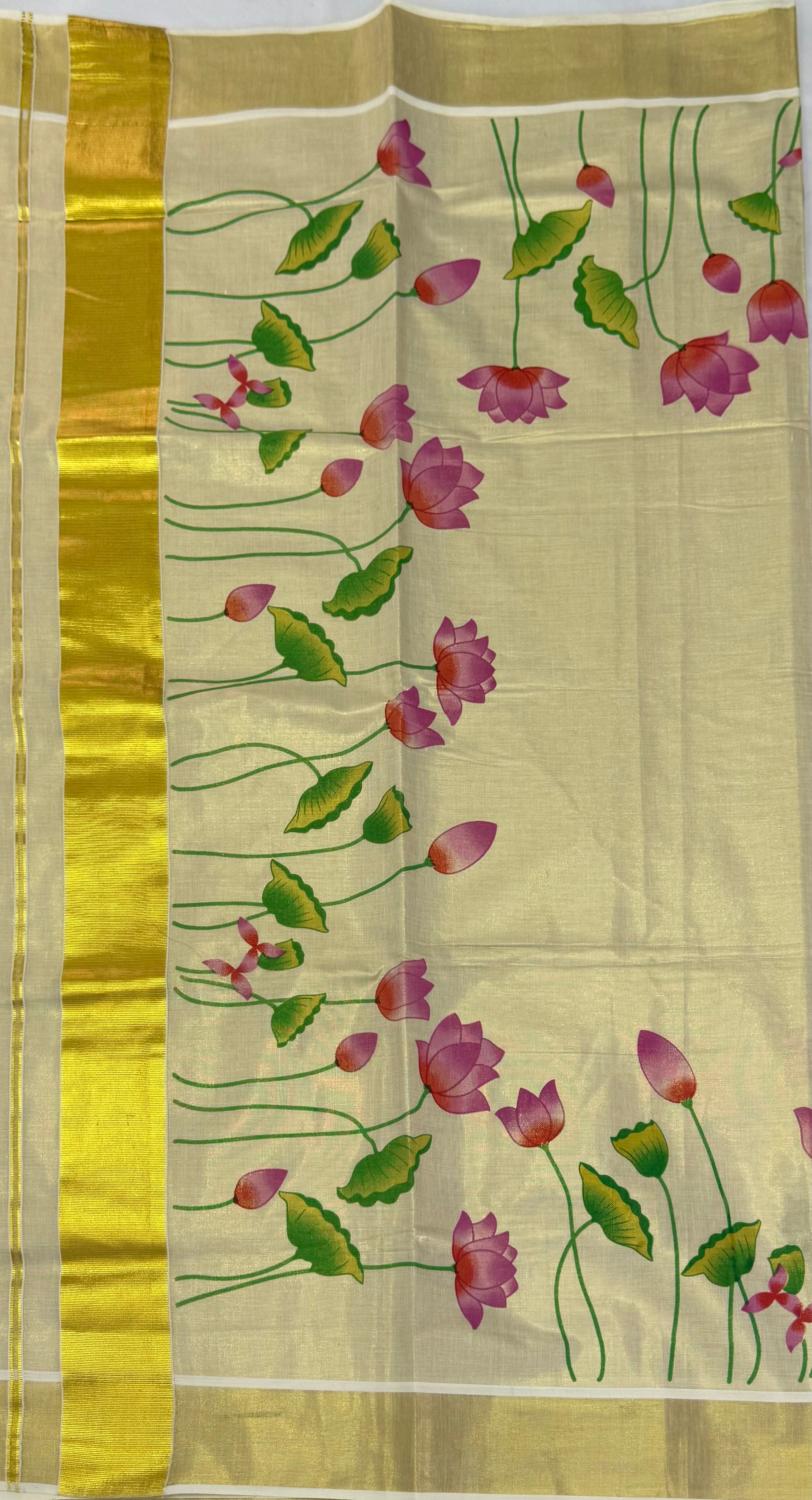 MURAL ART KASAVU TISSUE KERALA SAREE (GOLD,CREAM)