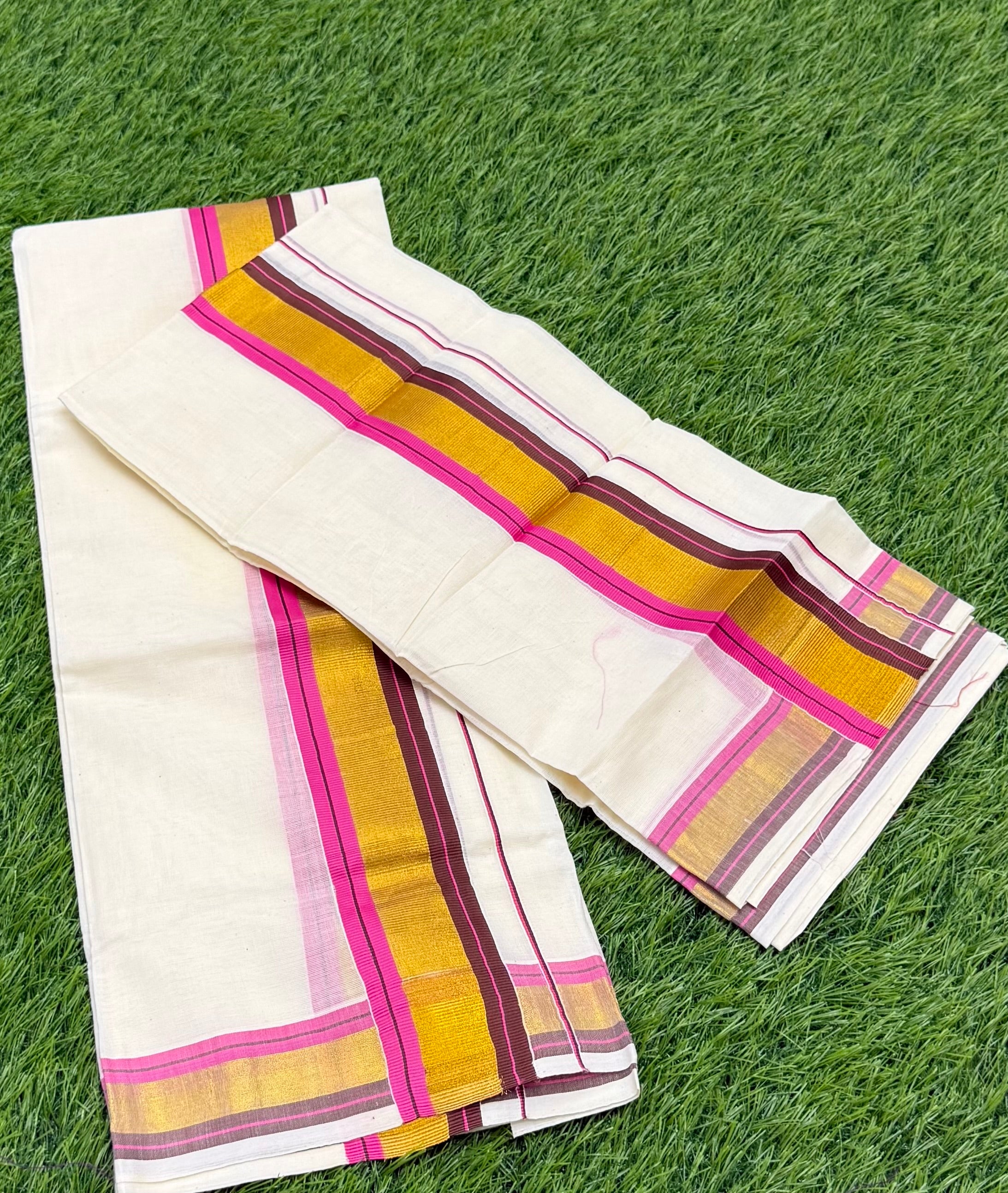 KASAVU COTTON STRIPE PATTERN SINGLE SET MUNDU (MUNDUM NERIYATHUM) - 2 X 2.80 MTRS - (OFF WHITE)