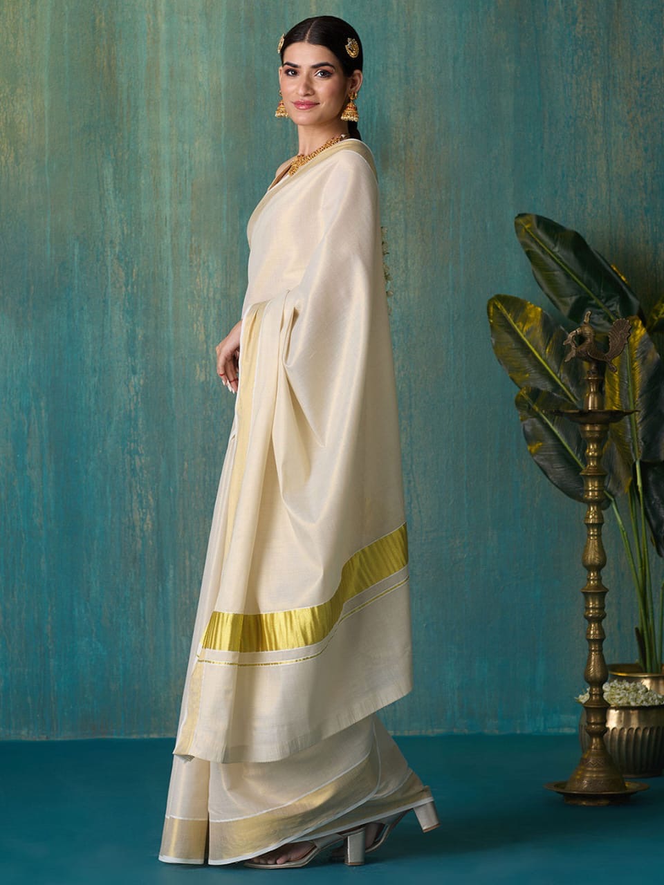 KASAVU PLAIN TISSUE SAREE - GOLD