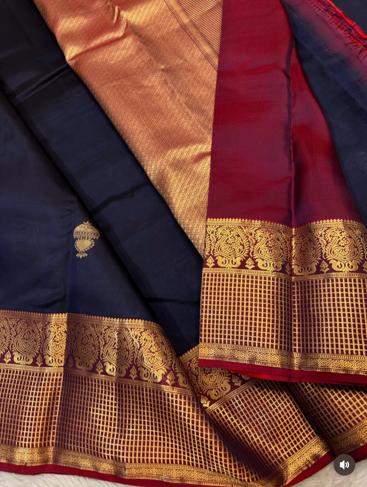 KANCHIPURAM PURE SILK SAREE | SILKMARK® CERTIFIED - NAVY BLUE