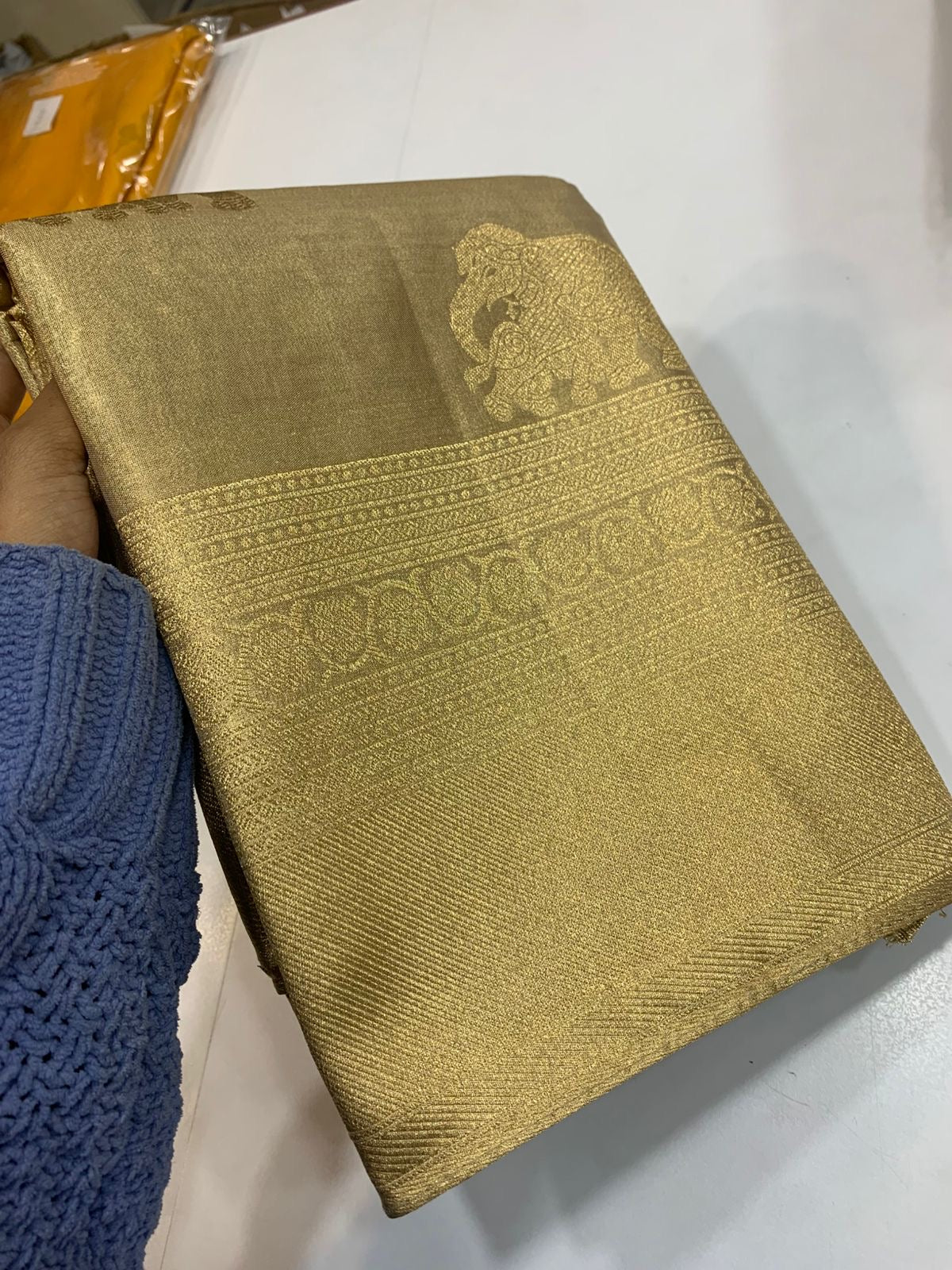 PREMIUM KANCHI TISUSE SILK SAREE - GOLDEN