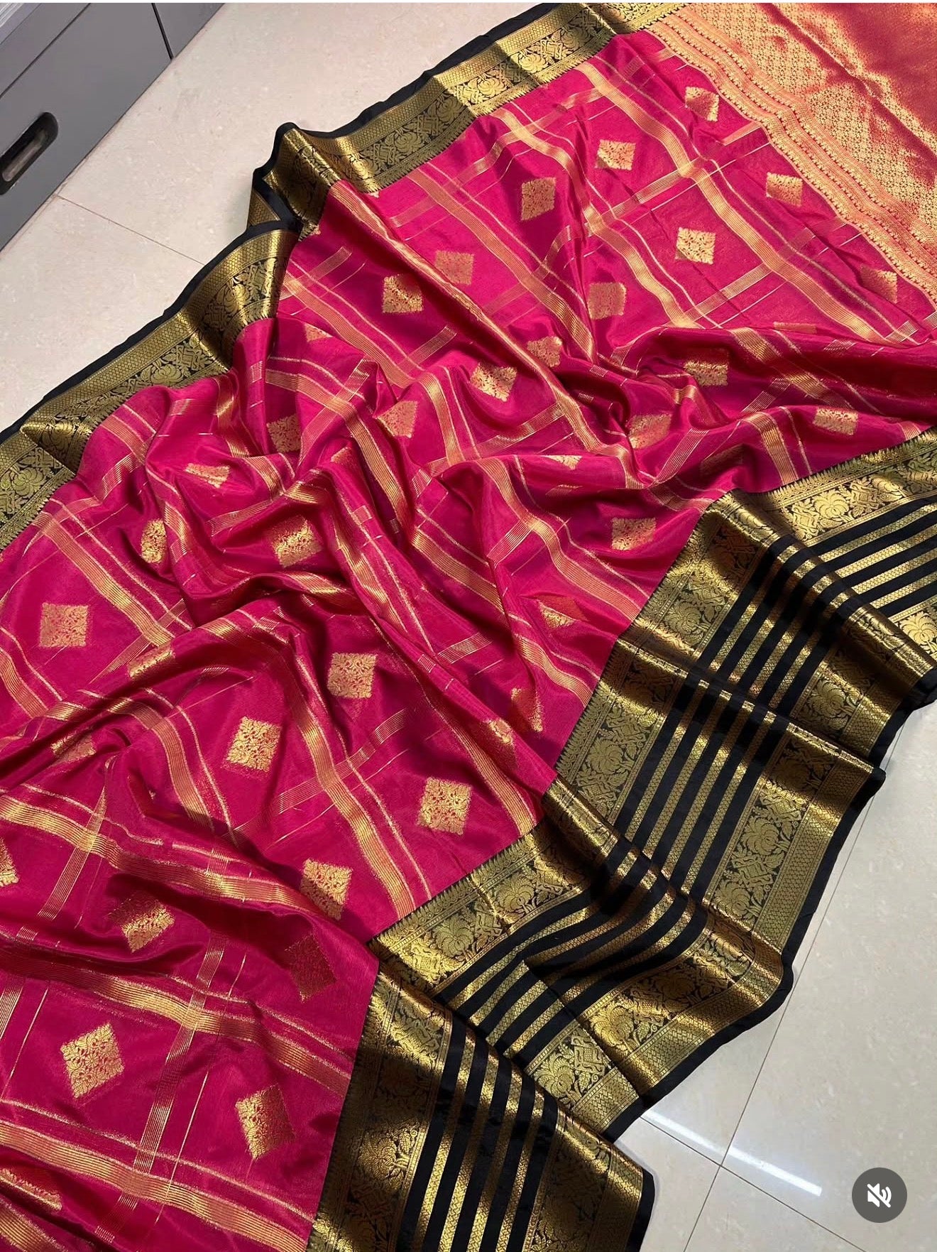 PREMIUM BANARASI KATAAN SILK SAREE - FUCHSIA PINK