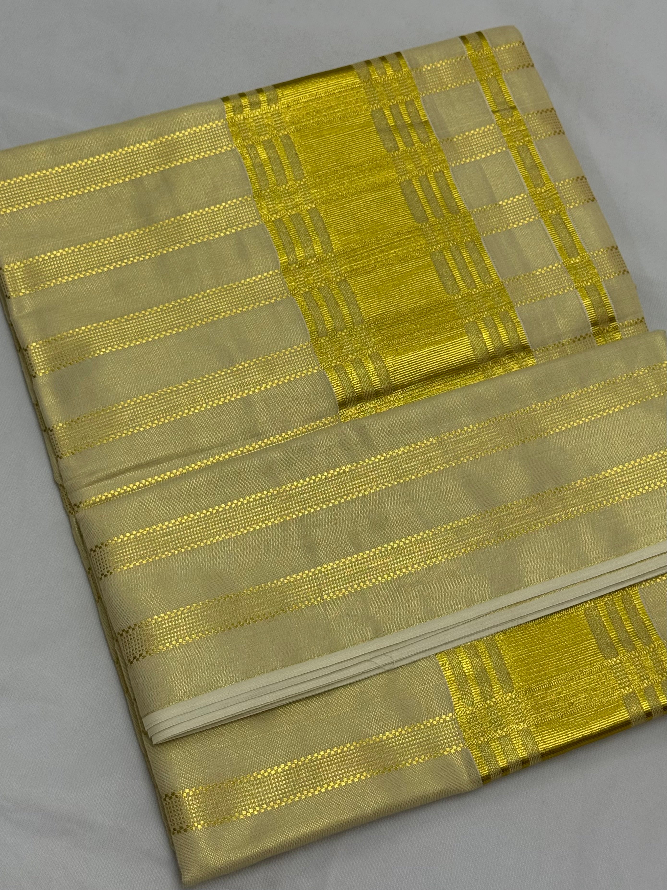 TRADITIONAL DUAL STRIPES KASAVU TISSUE SAREE - (CREAM,GOLD)