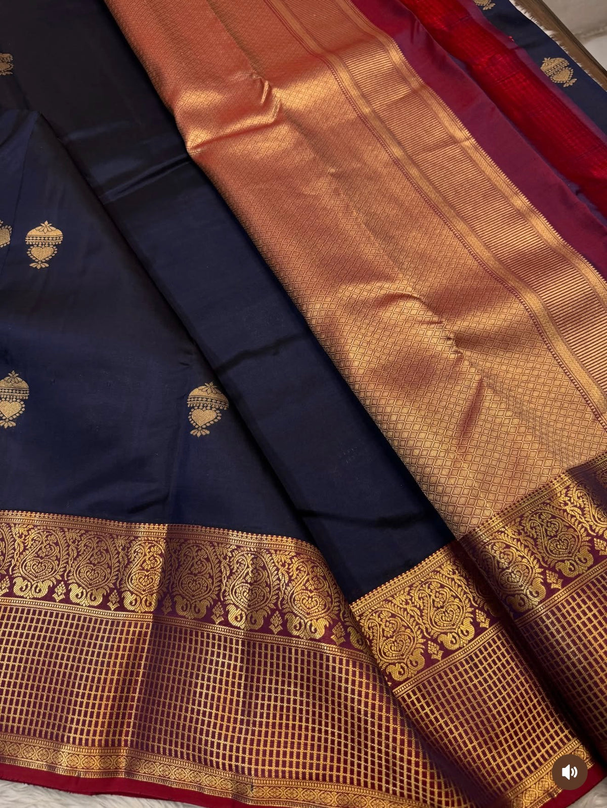 KANCHIPURAM PURE SILK SAREE | SILKMARK® CERTIFIED - NAVY BLUE