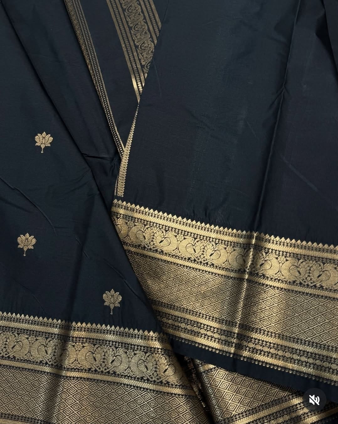 PREMIUM SEMI KANCHI SILK SAREE - BLACK