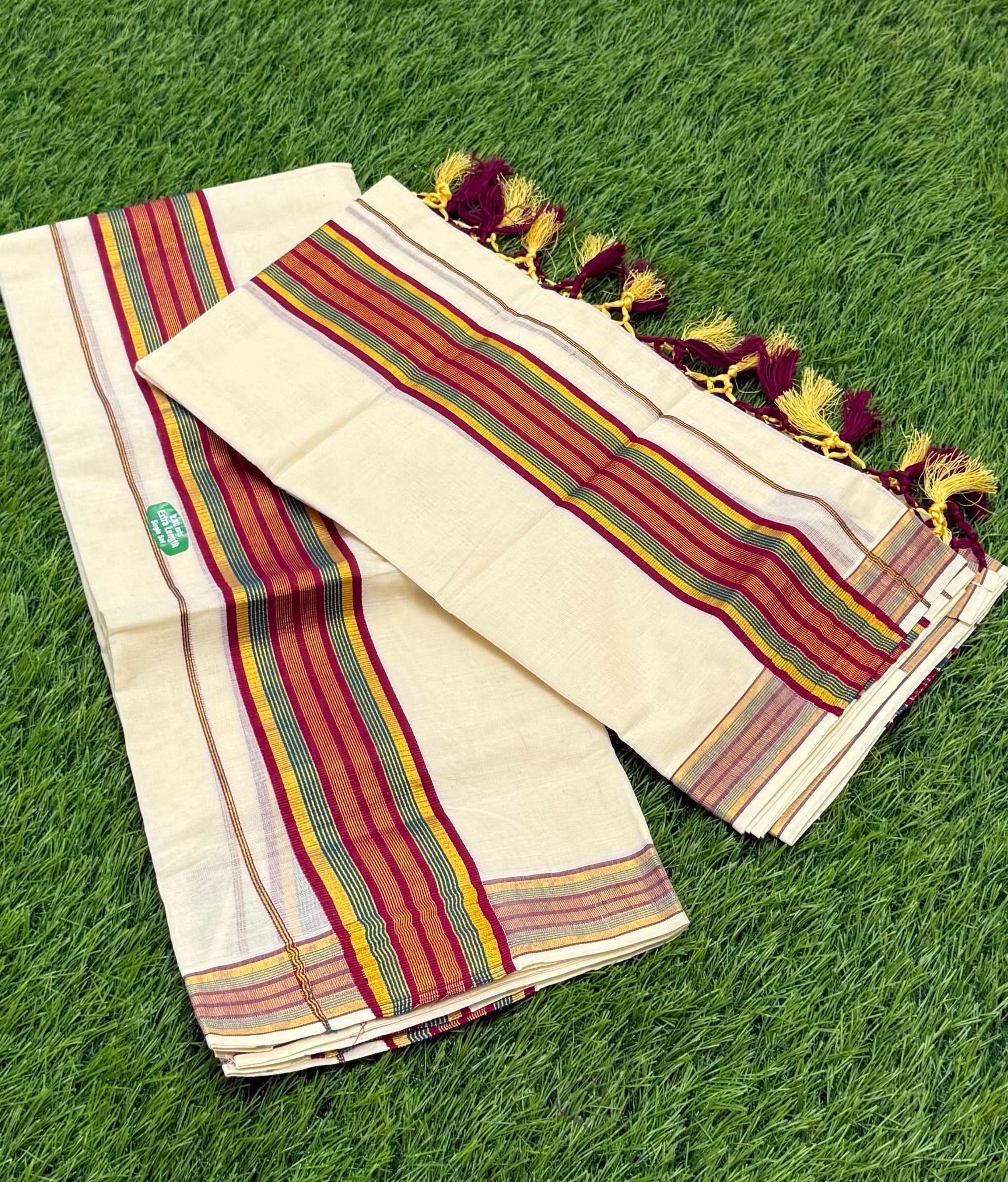 KASAVU COTTON STRIPE PATTERN SINGLE SET MUNDU (MUNDUM NERIYATHUM) - 2 X 2.80 MTRS - (OFF WHITE)