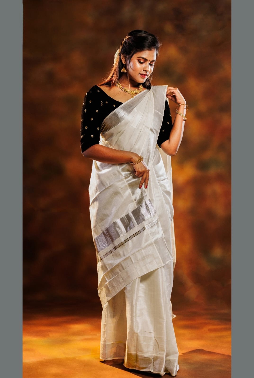 KASAVU PLAIN TISSUE SAREE - SILVER