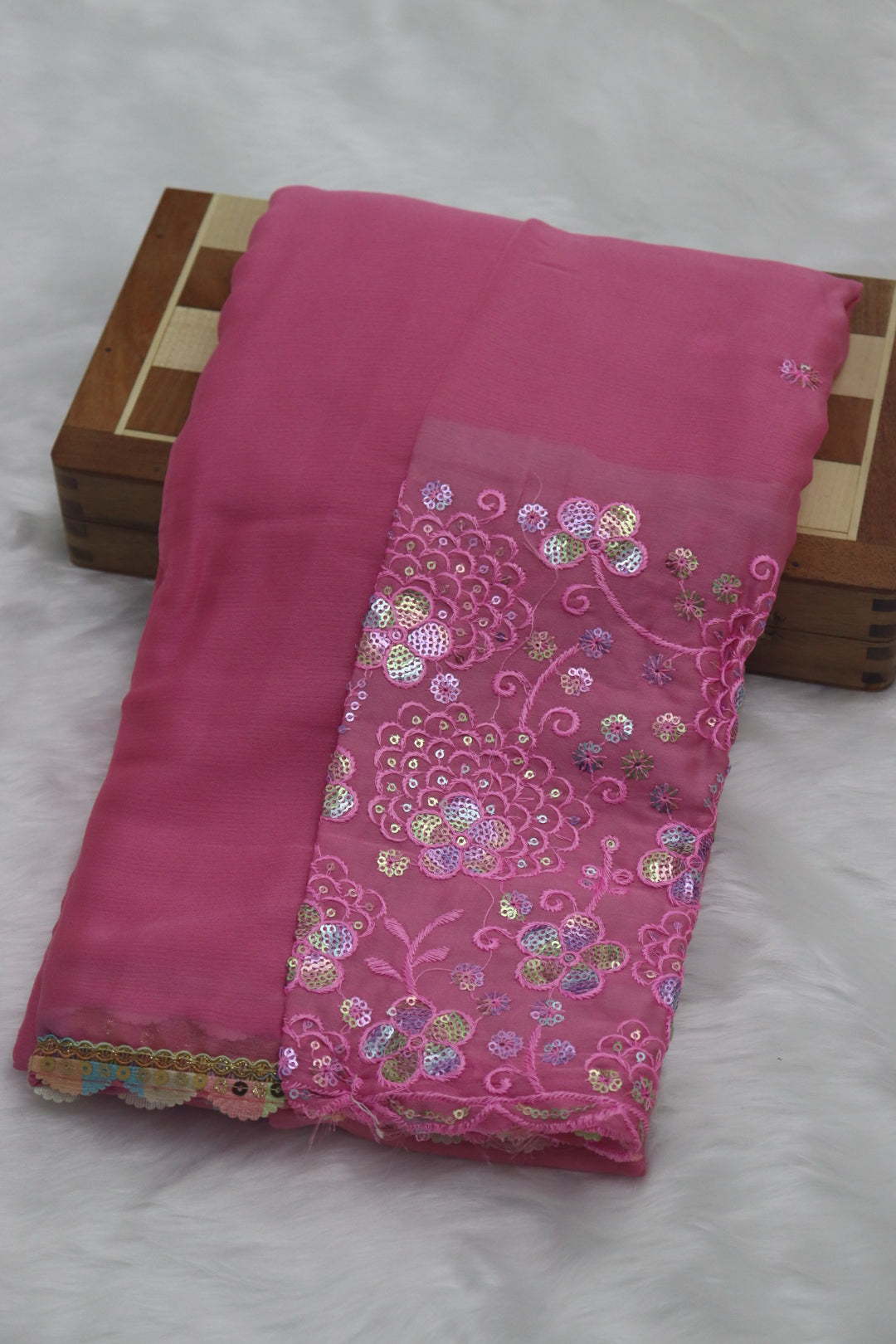 FANCY LACE BORDER CHIFFON SAREE - PINK