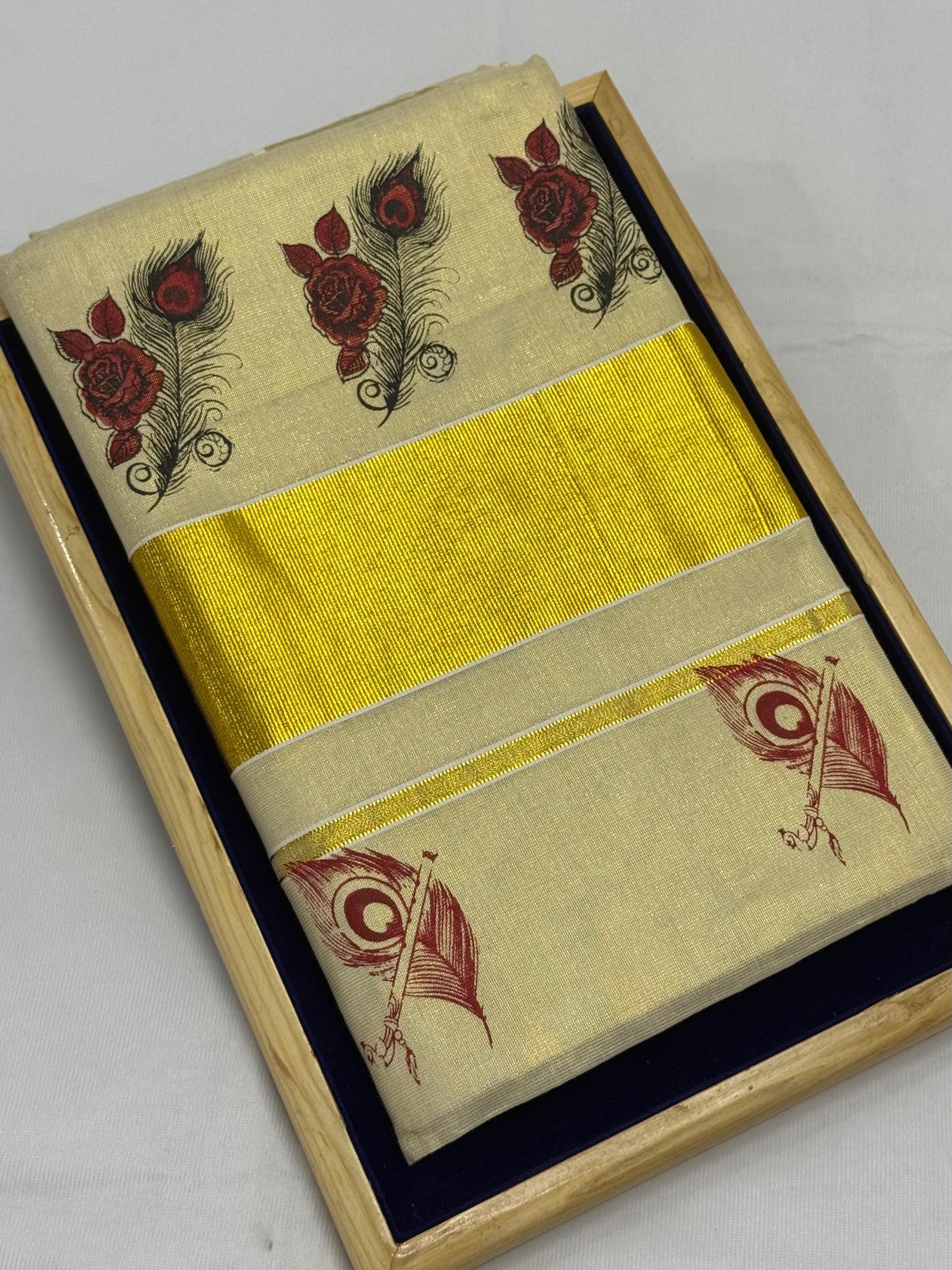 MURAL ART KASAVU TISSUE KERALA SAREE (GOLD,CREAM)