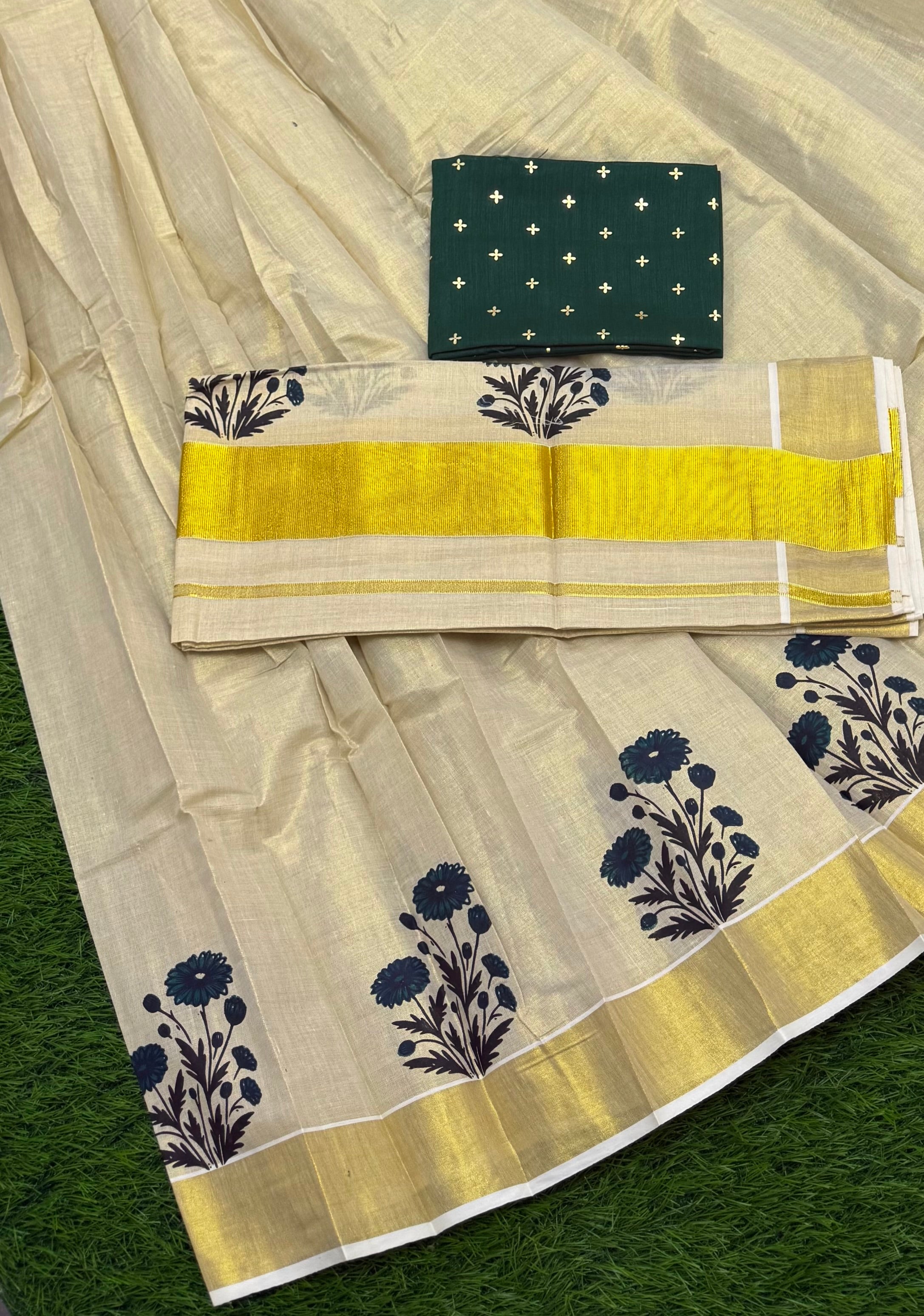 TRADITIONAL ONAM SPECIAL KERALA KASAVU DHAVANI SET - GREEN