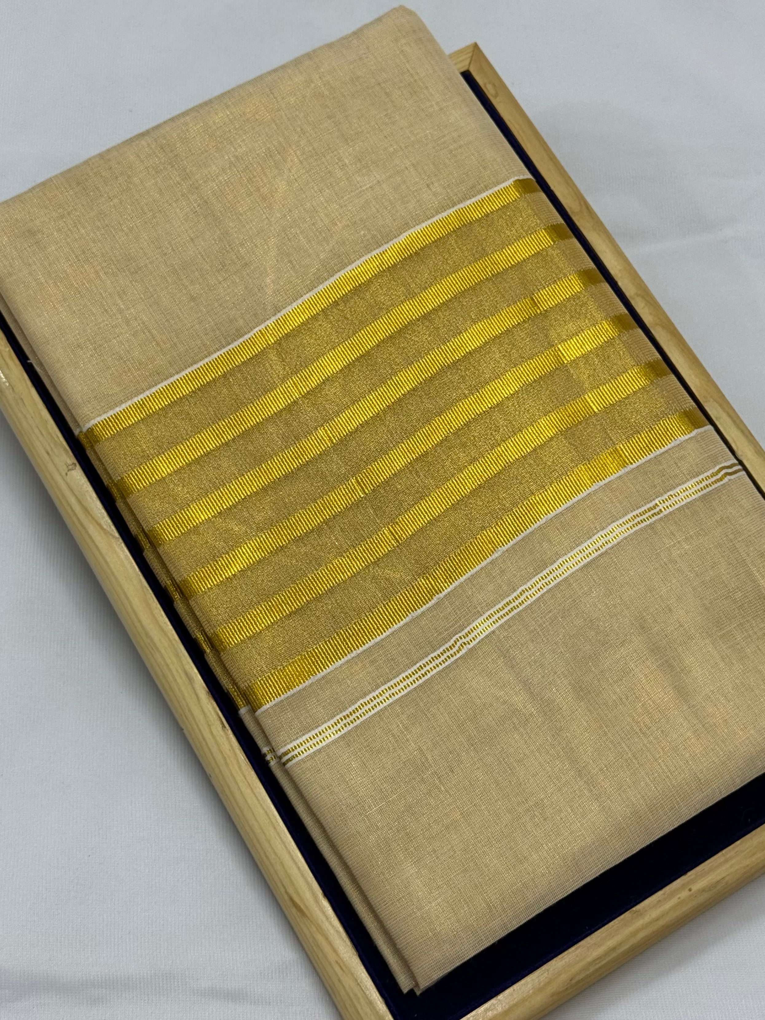 TRADITIONALSTRIPES KASAVU TISSUE SAREE - (CREAM,GOLD)