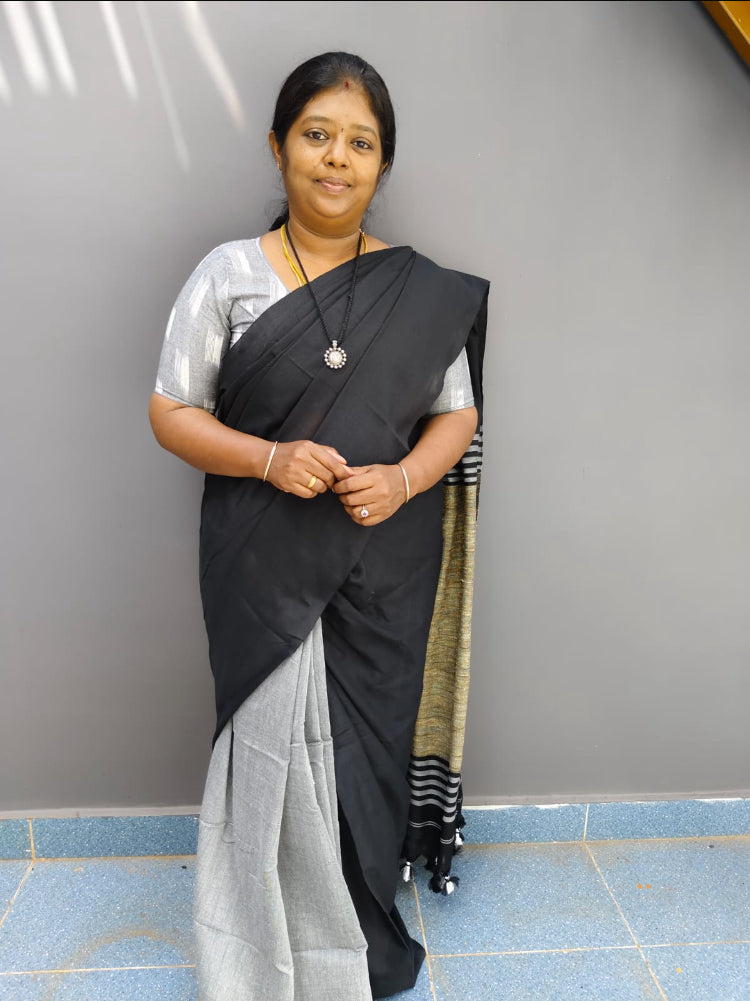 PLAIN KHADI SAREE IN HALF AND HALF CONCEPT -BLACK & GREY