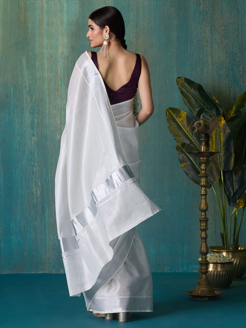 KASAVU PLAIN TISSUE SAREE - SILVER